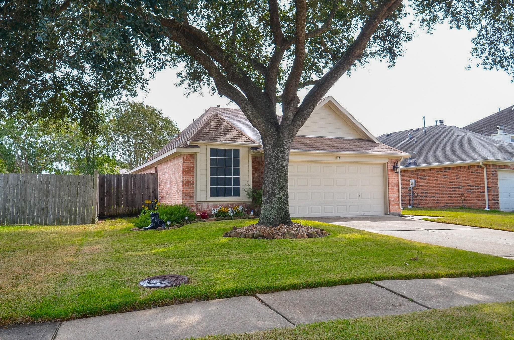 5226 Mountain Forest Drive Property Photo 1