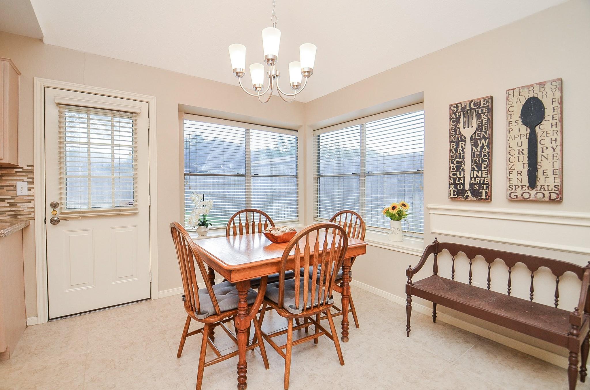 5226 Mountain Forest Drive Property Photo 10
