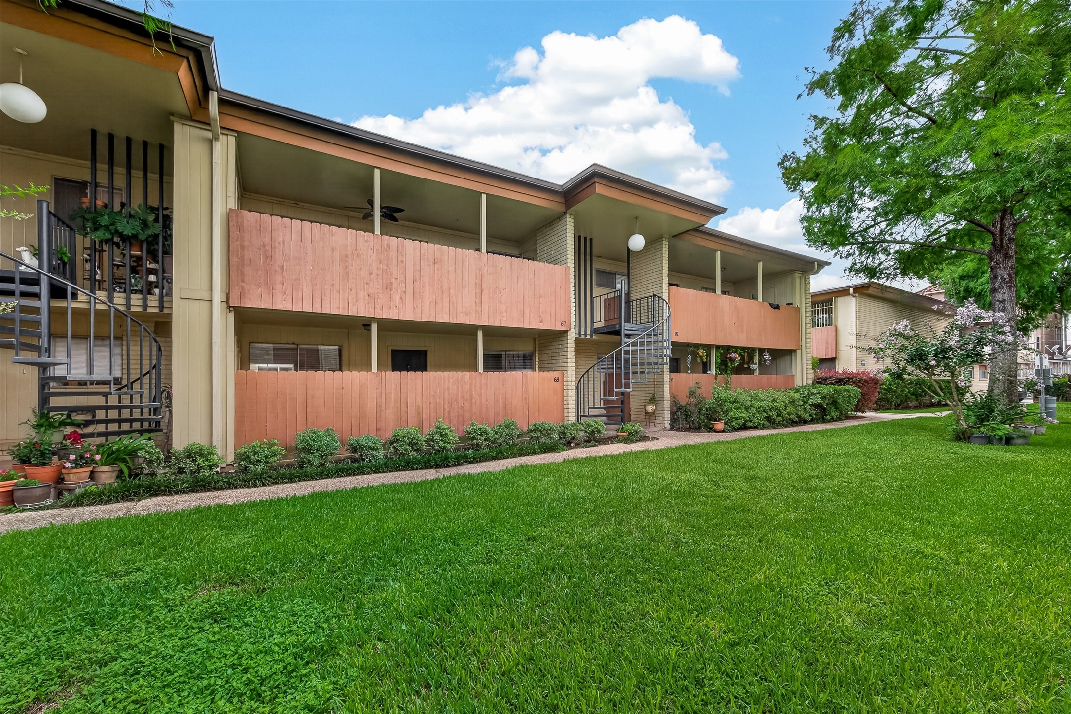 7714 Renwick Drive M68 Property Photo 3