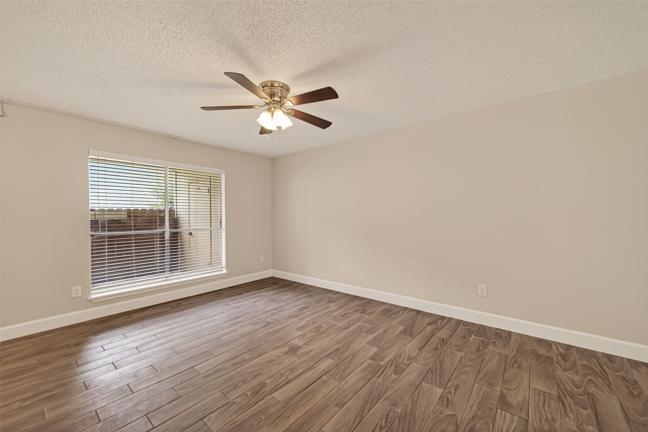7714 Renwick Drive M68 Property Photo 11