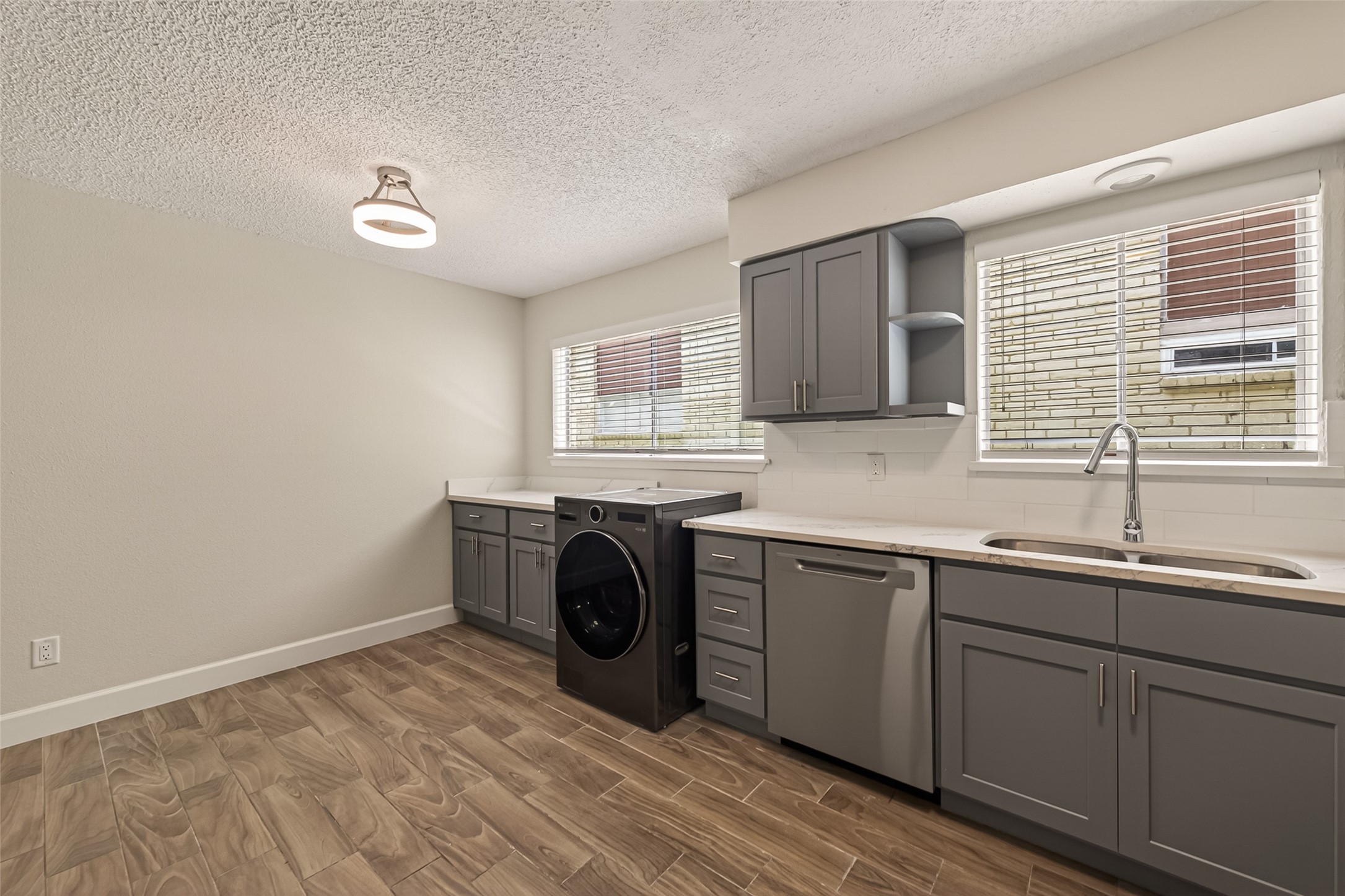 7714 Renwick Drive M68 Property Photo 17
