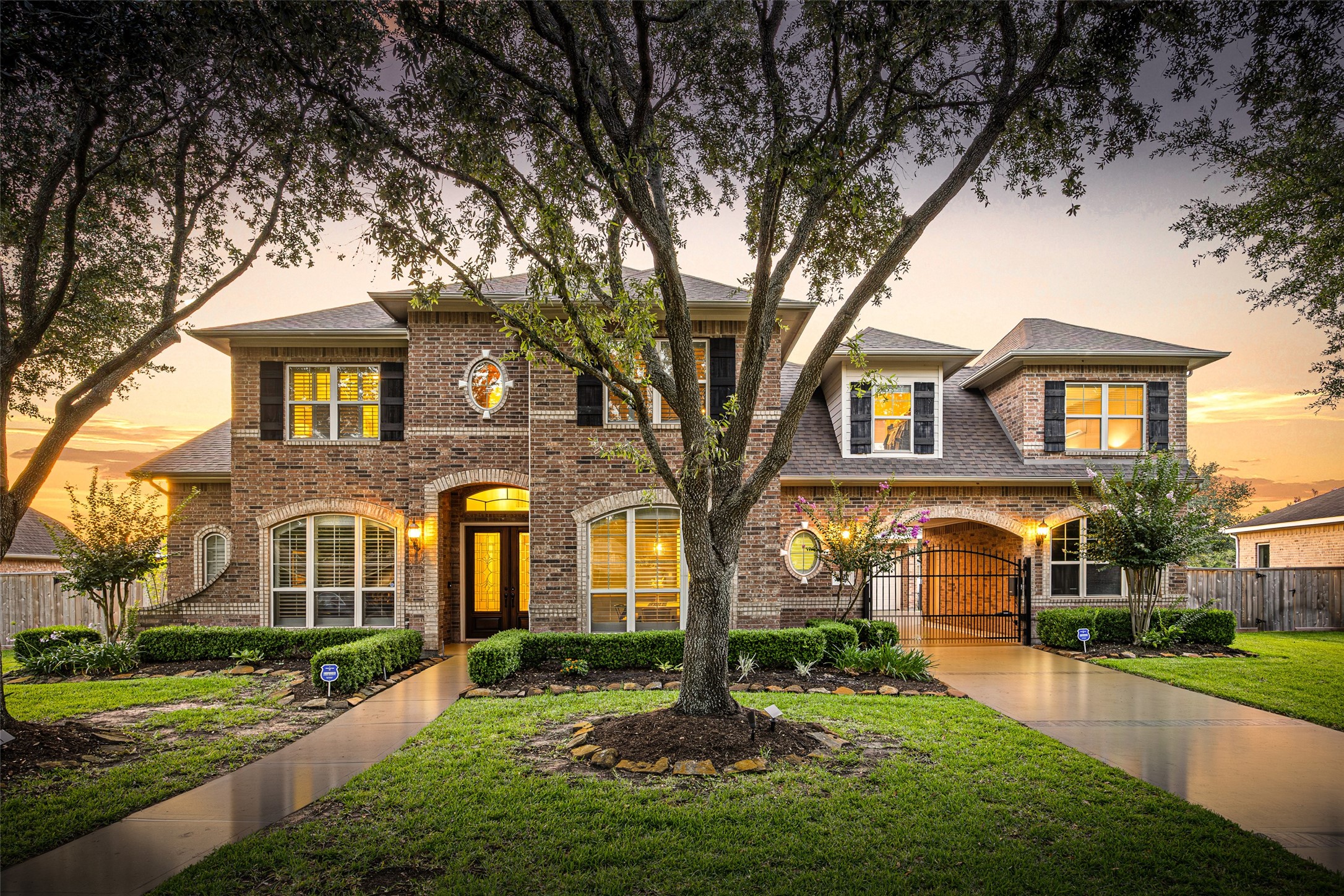 2018 Lake Fountain Drive Property Photo 1
