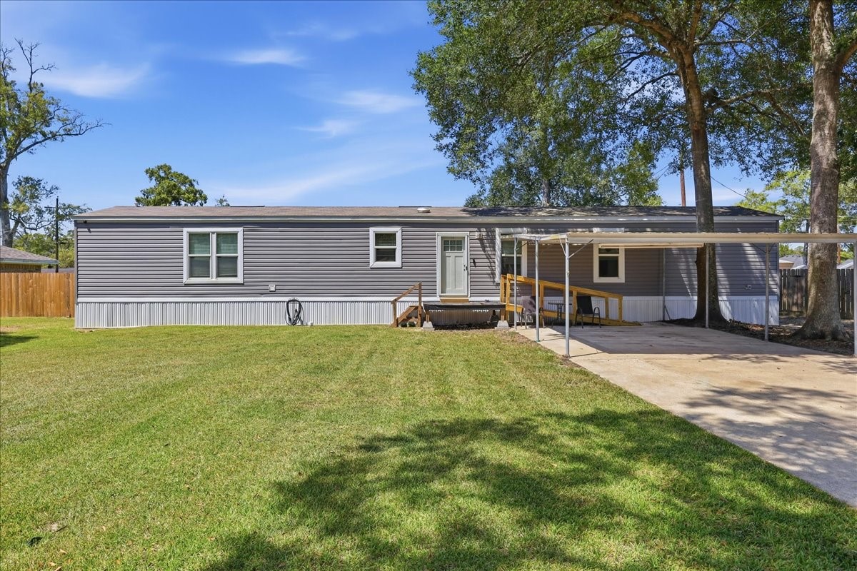 8739 Ash Street Property Photo 1