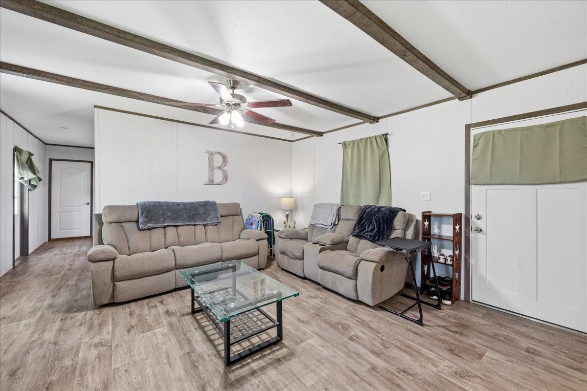 8739 Ash Street Property Photo 5