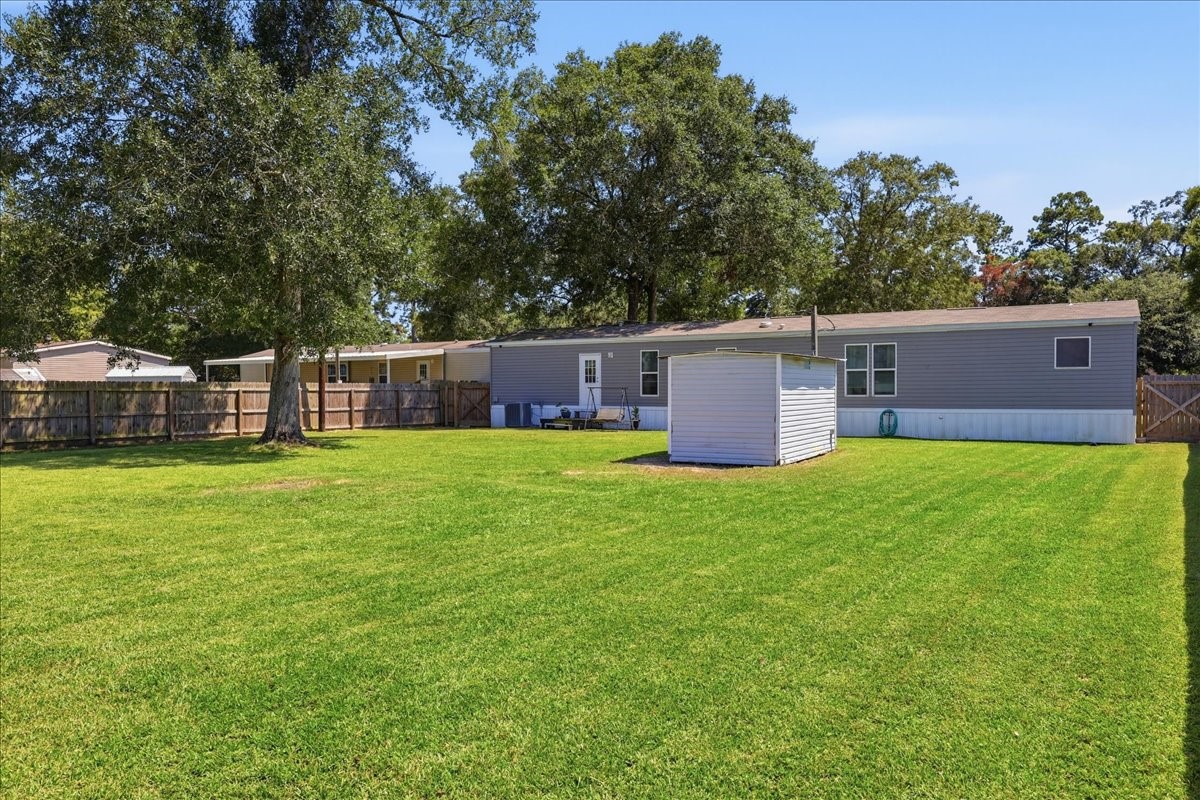 8739 Ash Street Property Photo 23