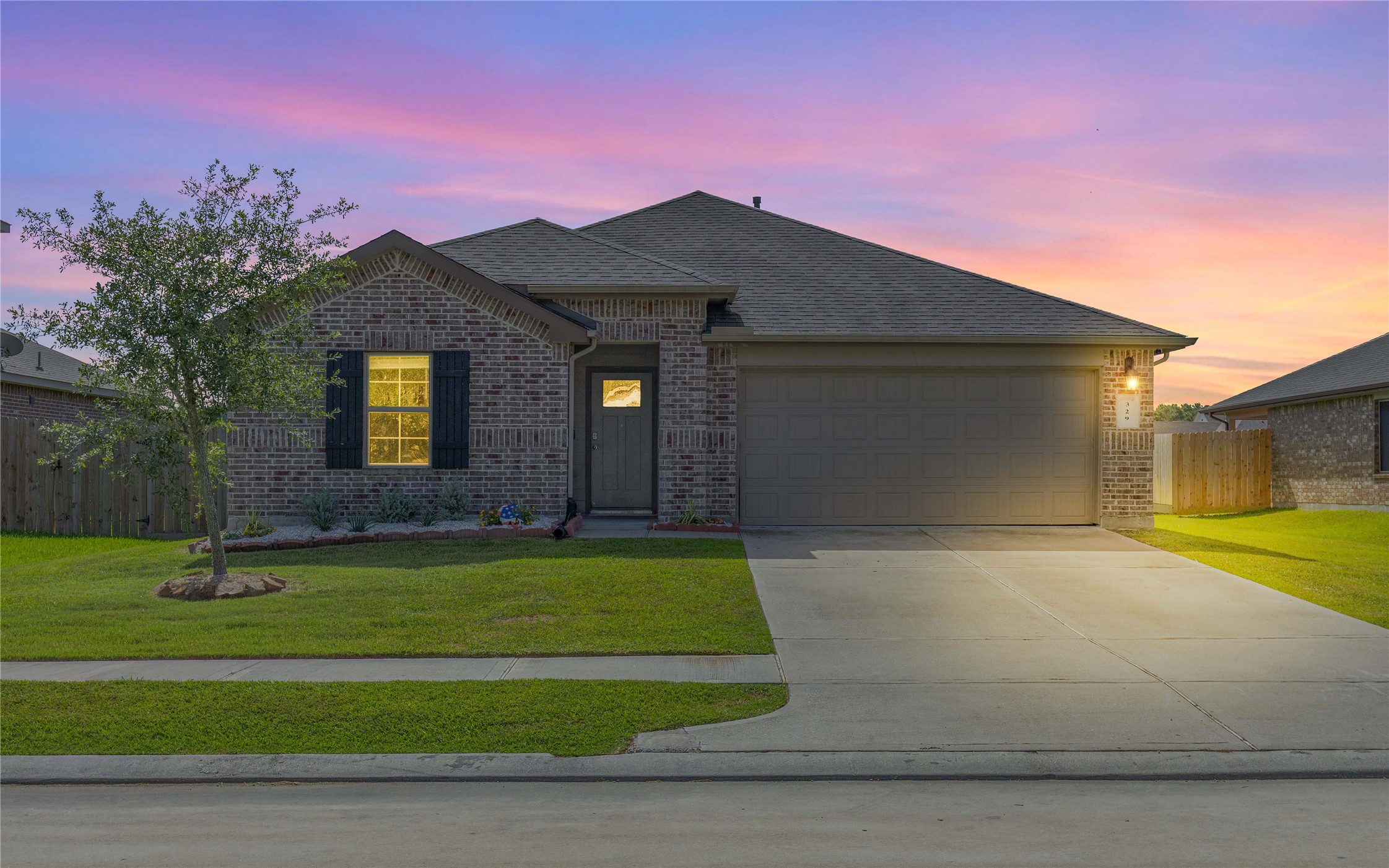 329 Kickapoo Drive Property Photo 1