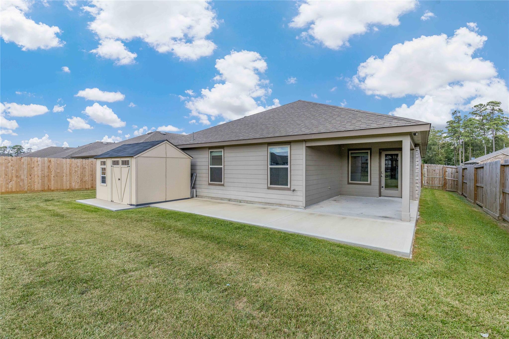 329 Kickapoo Drive, Anahuac Tx 77514 Property Photo 44