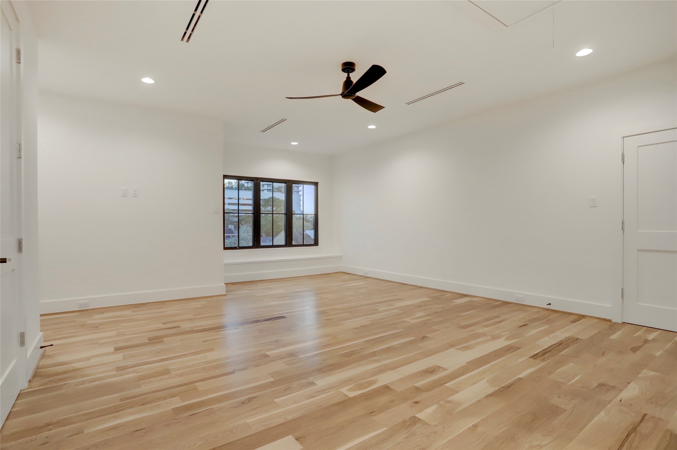 2702 Westgrove Lane Property Photo 31