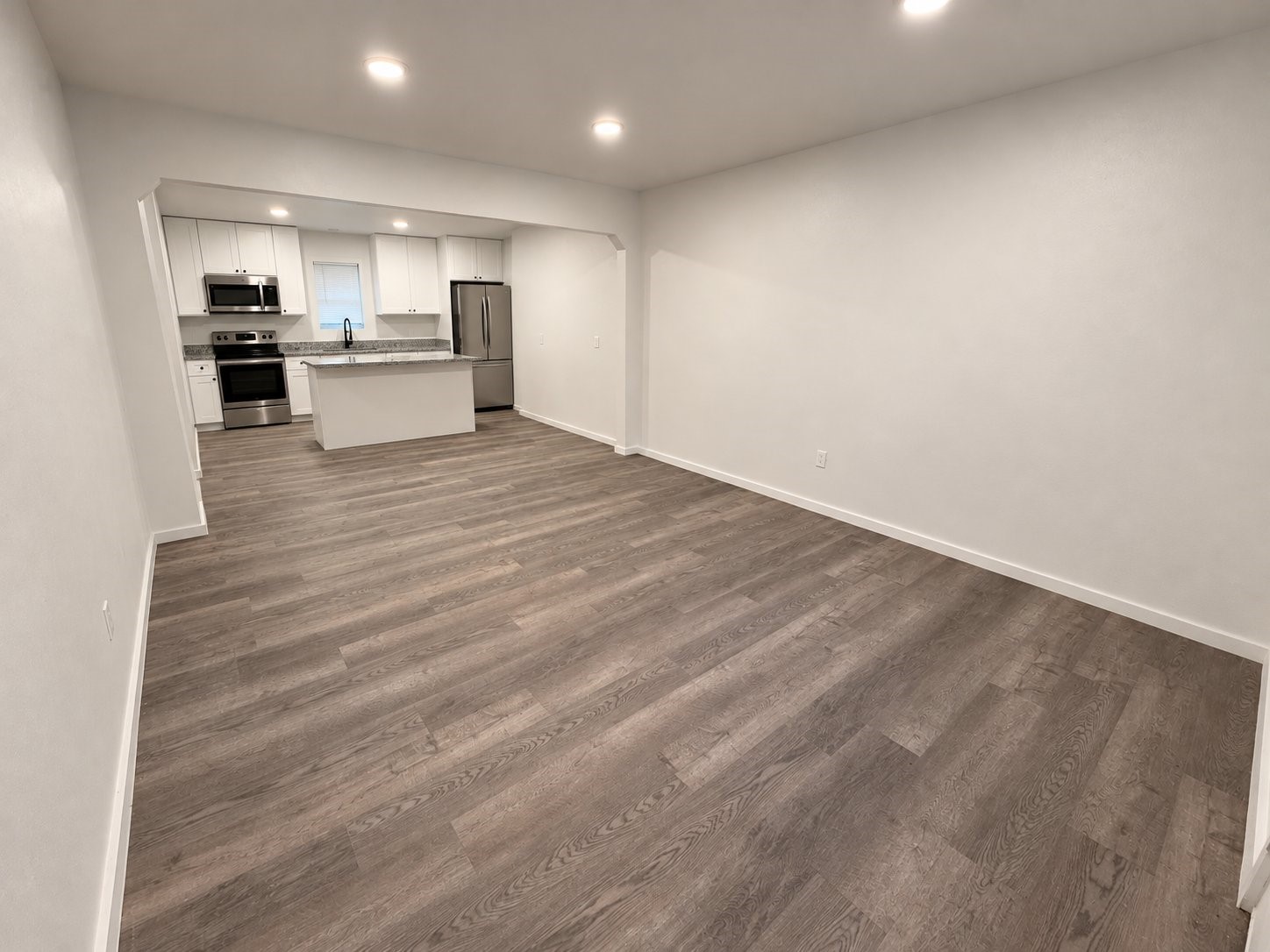 916 Brook Forest Drive A Property Photo 4