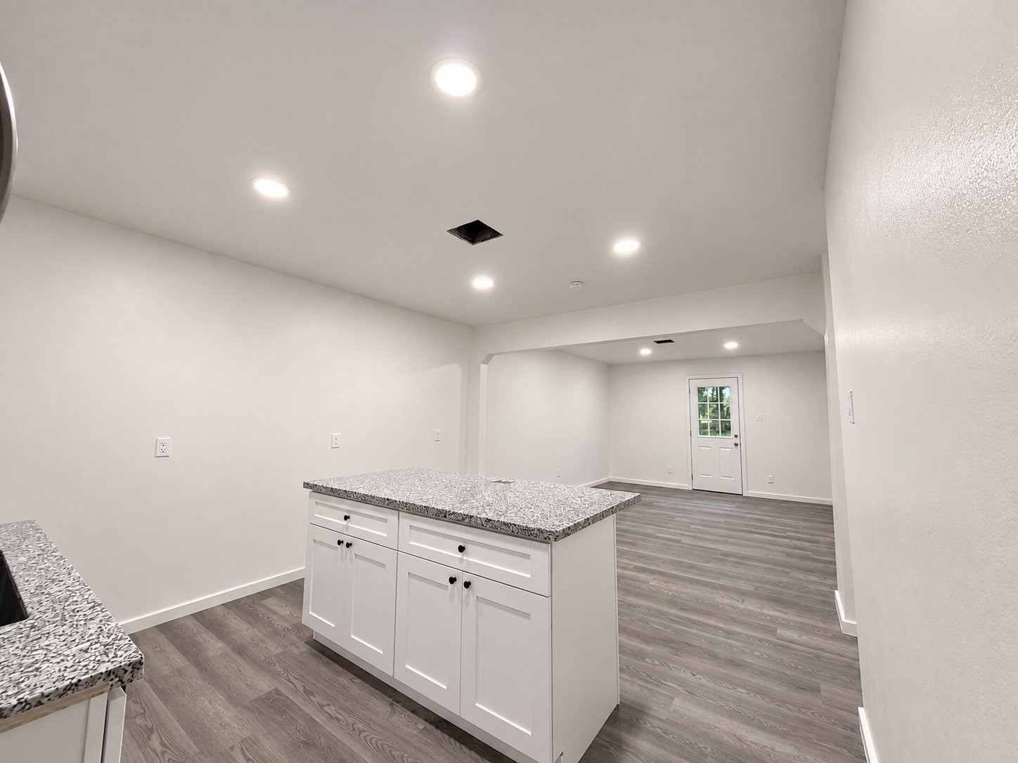 916 Brook Forest Drive A Property Photo 6
