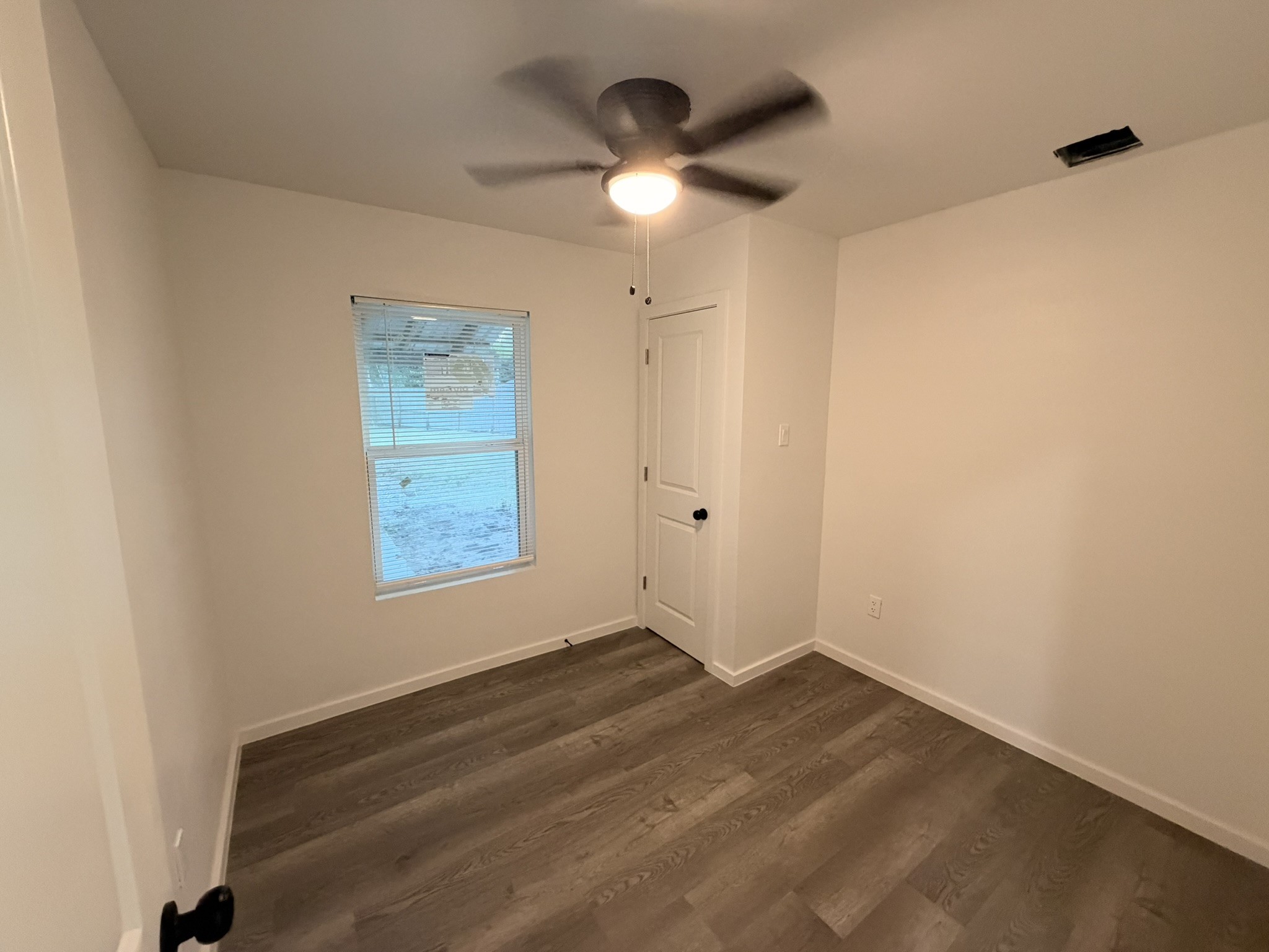 916 Brook Forest Drive A Property Photo 12