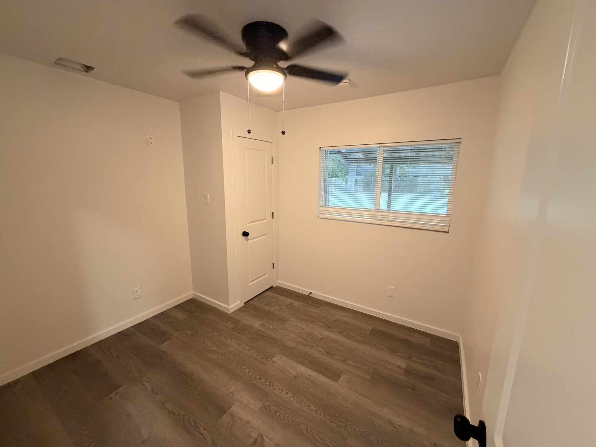 916 Brook Forest Drive A Property Photo 15