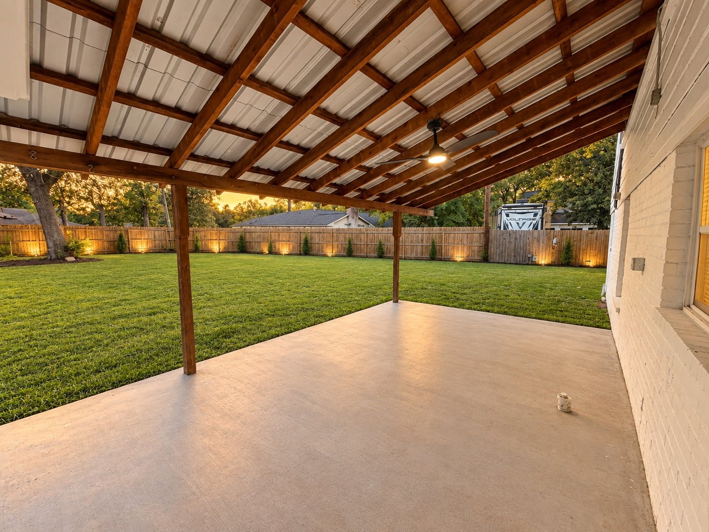 916 Brook Forest Drive A Property Photo 18