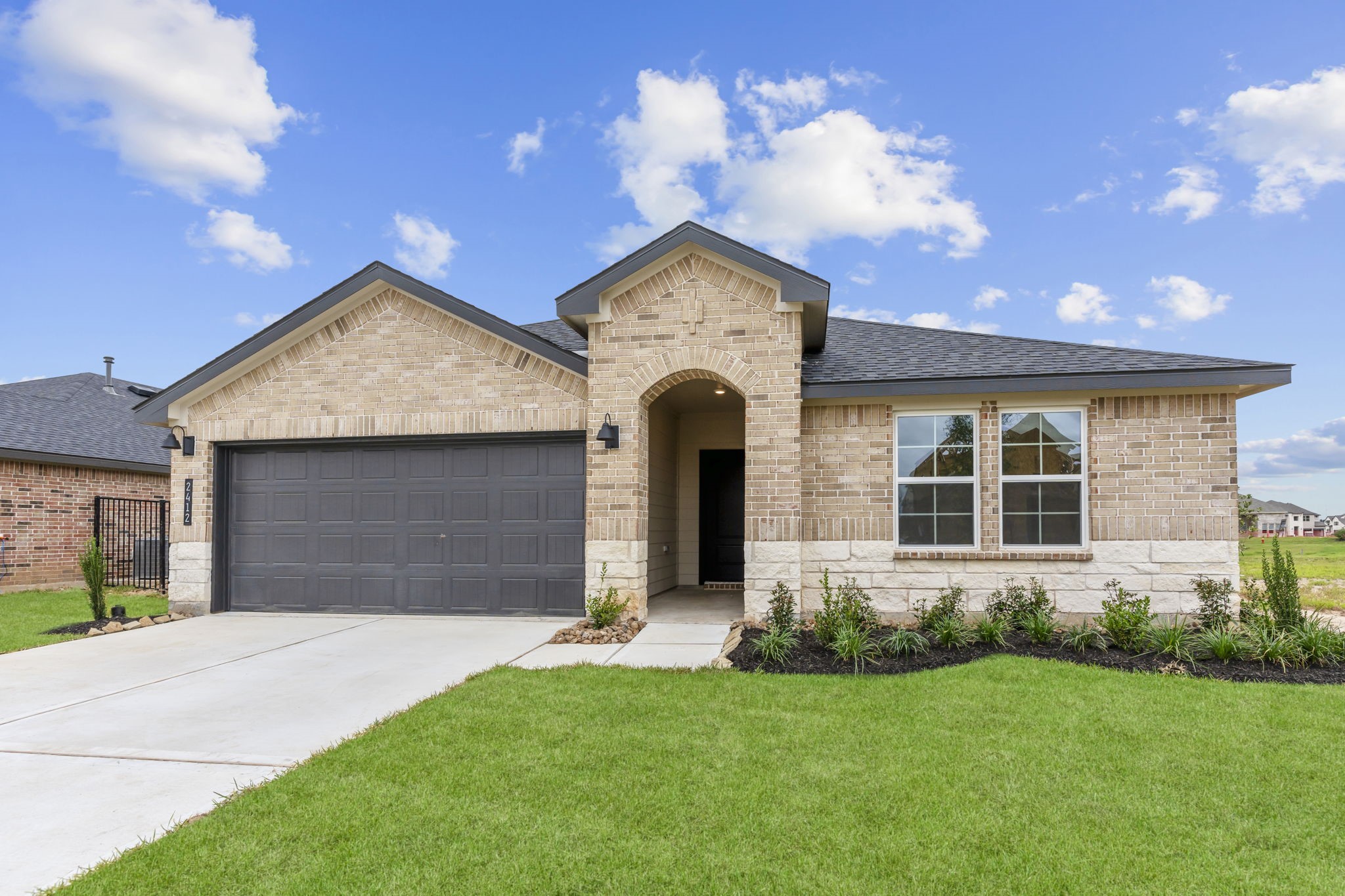 2816 Gran Castillo Drive Property Photo 1