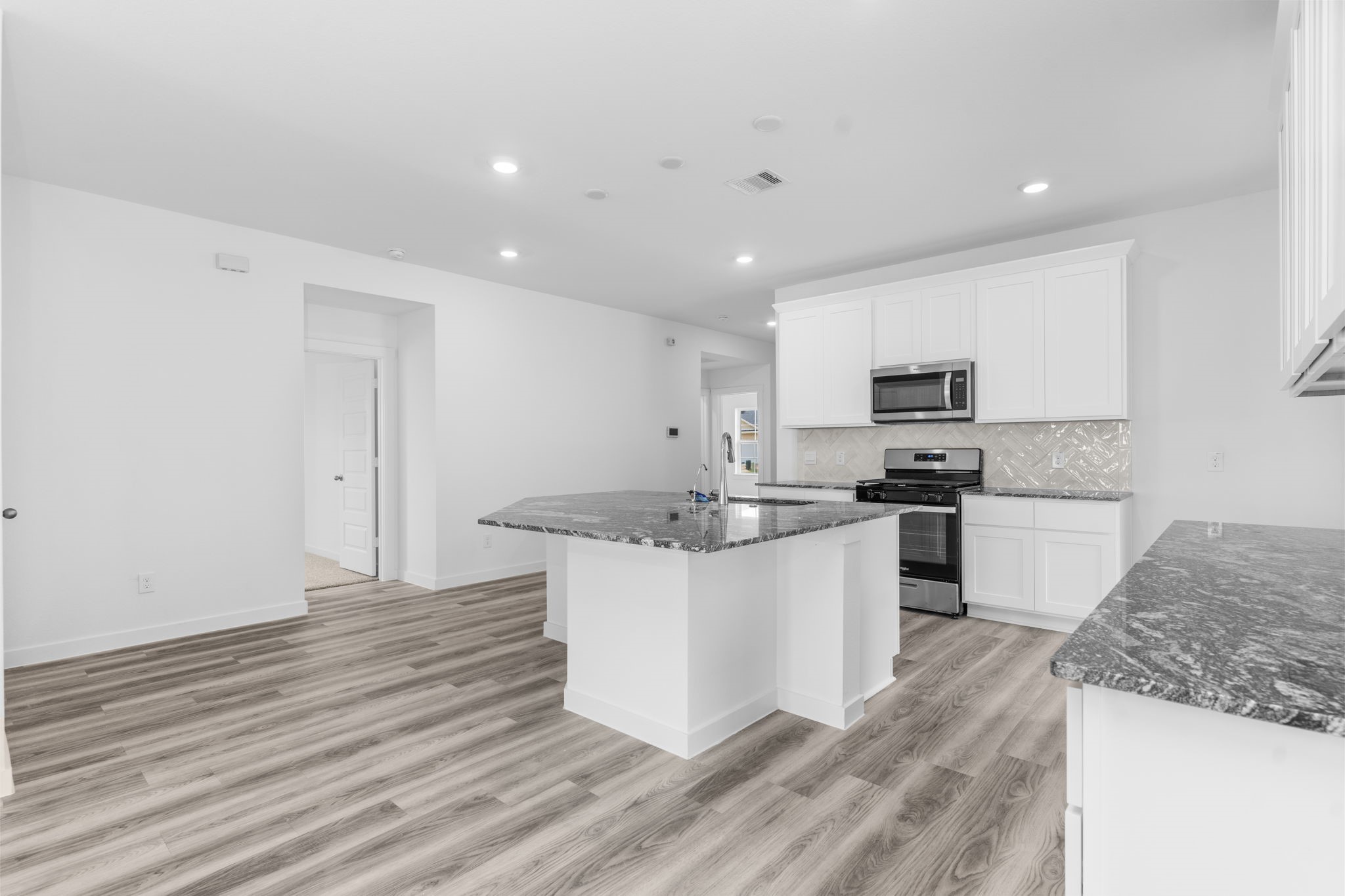 2816 Gran Castillo Drive Property Photo 10