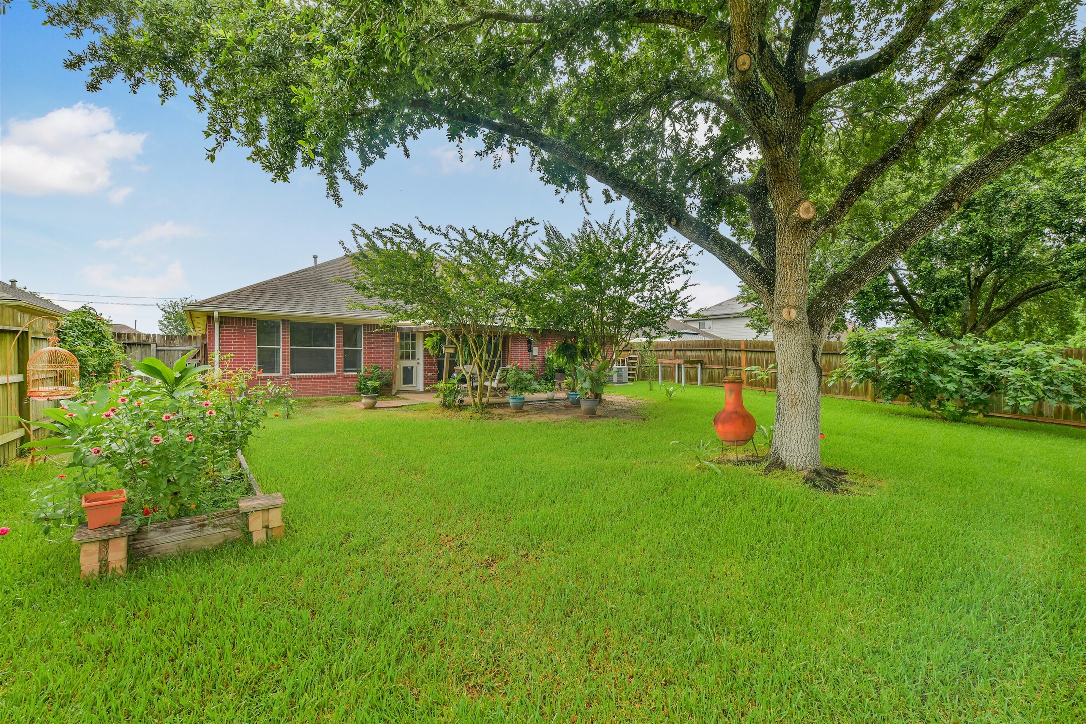 203 Green Isle Avenue Property Photo 31