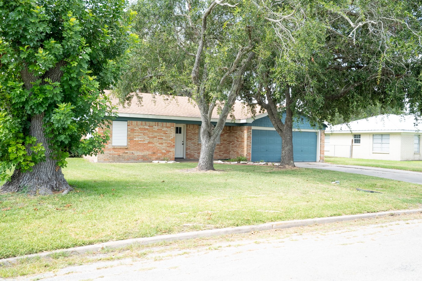 1105 W Saint Louis Avenue Property Photo 2