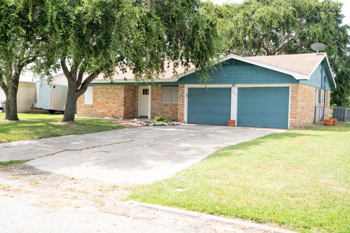 1105 W Saint Louis Avenue Property Photo 3