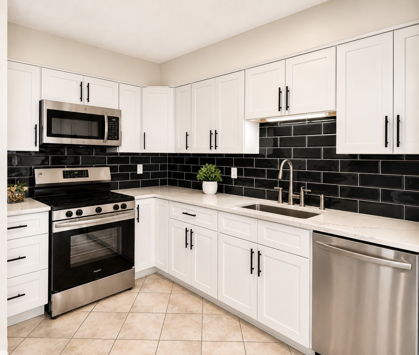 6106 W Airport Boulevard 18 Property Photo 1