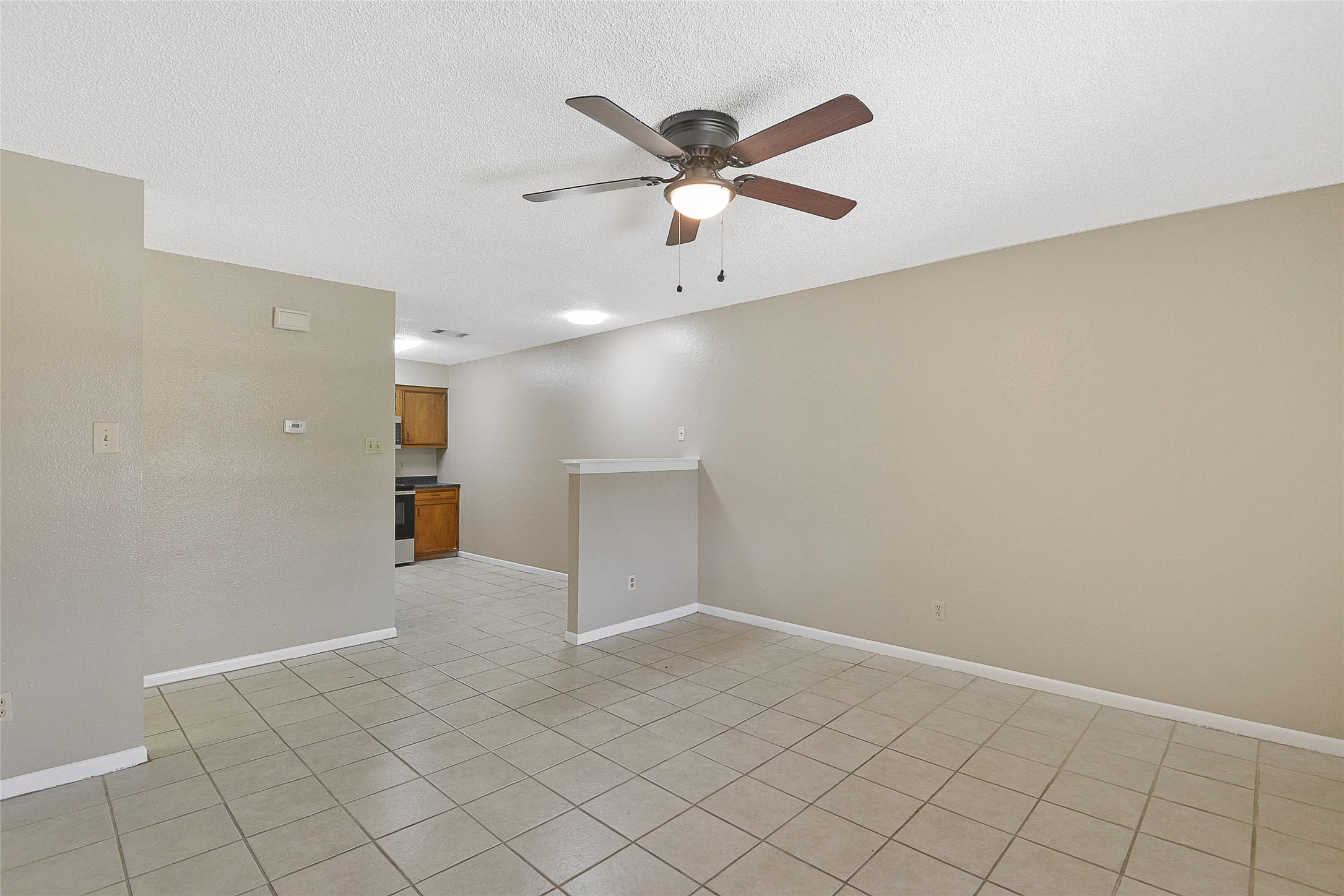 4512 Avenue L 3 Property Photo 5