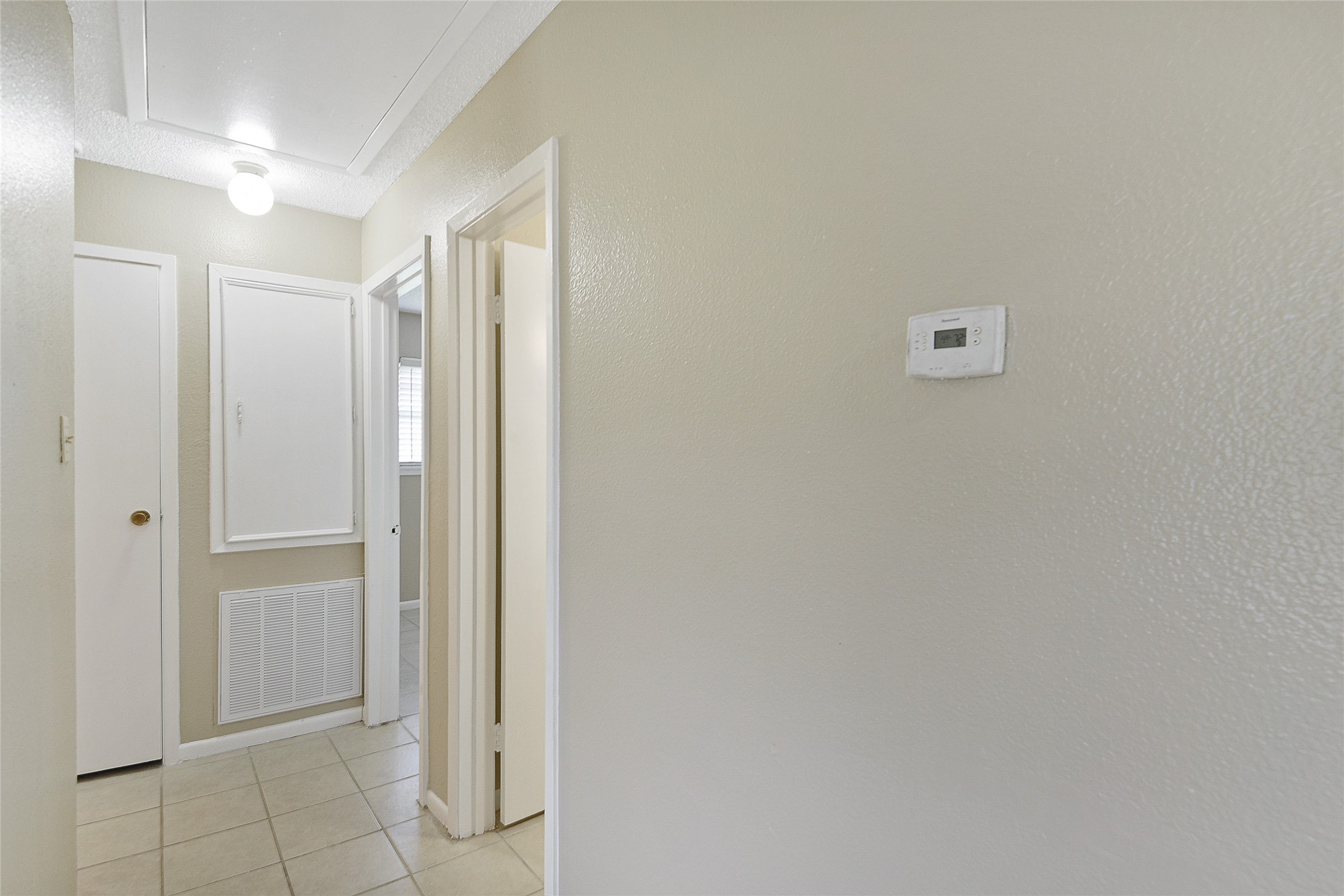 4512 Avenue L 3 Property Photo 10