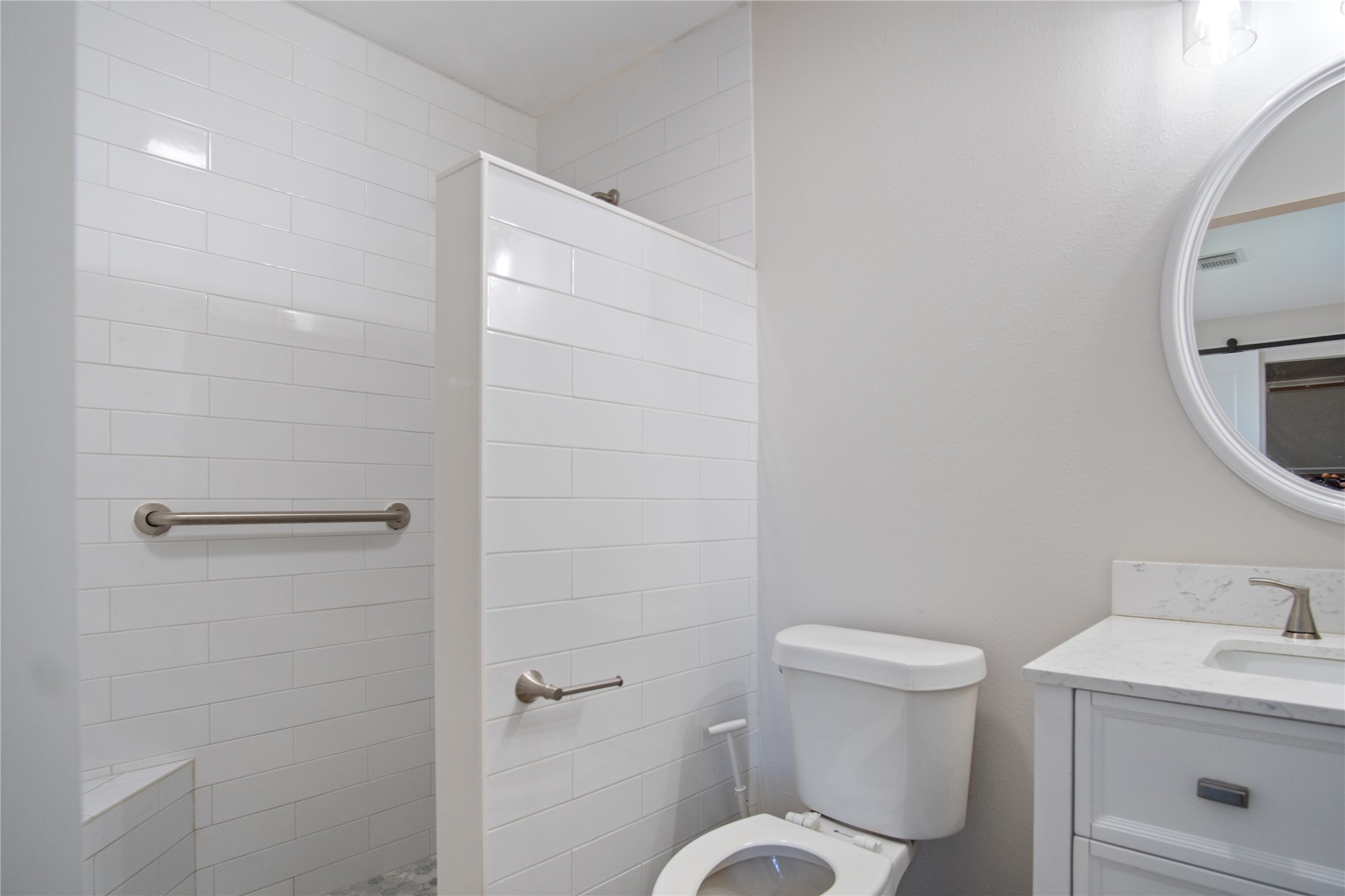 1317 Anderson Avenue Property Photo 20