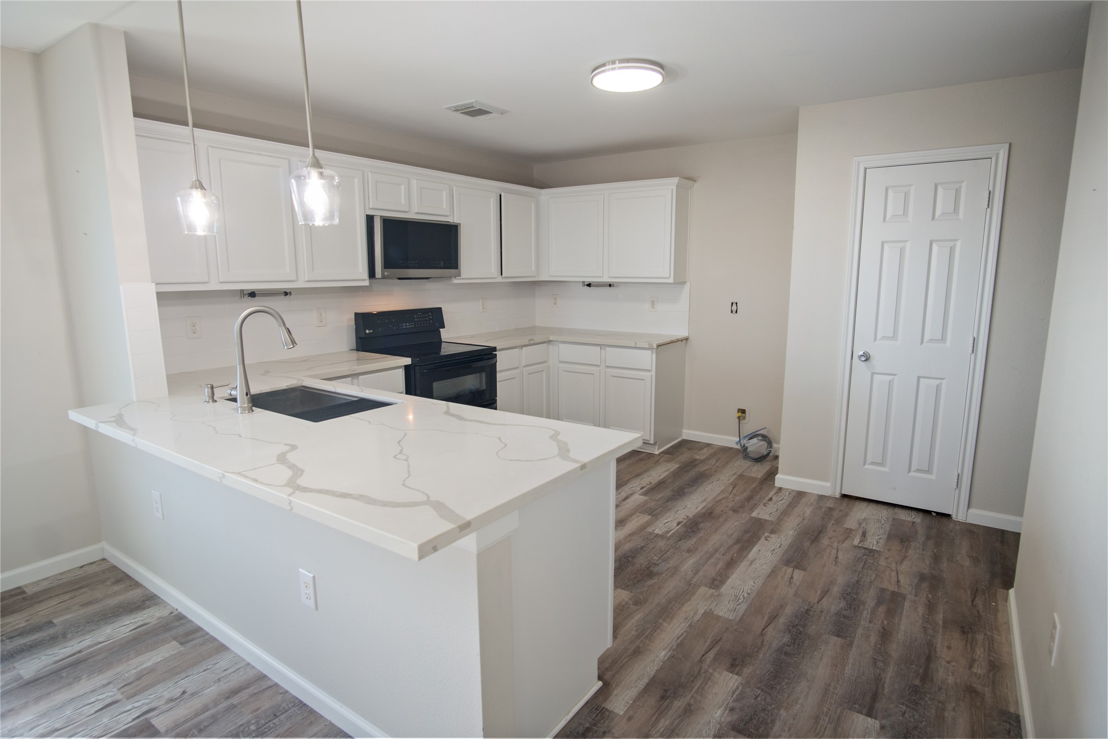1317 Anderson Avenue Property Photo 25