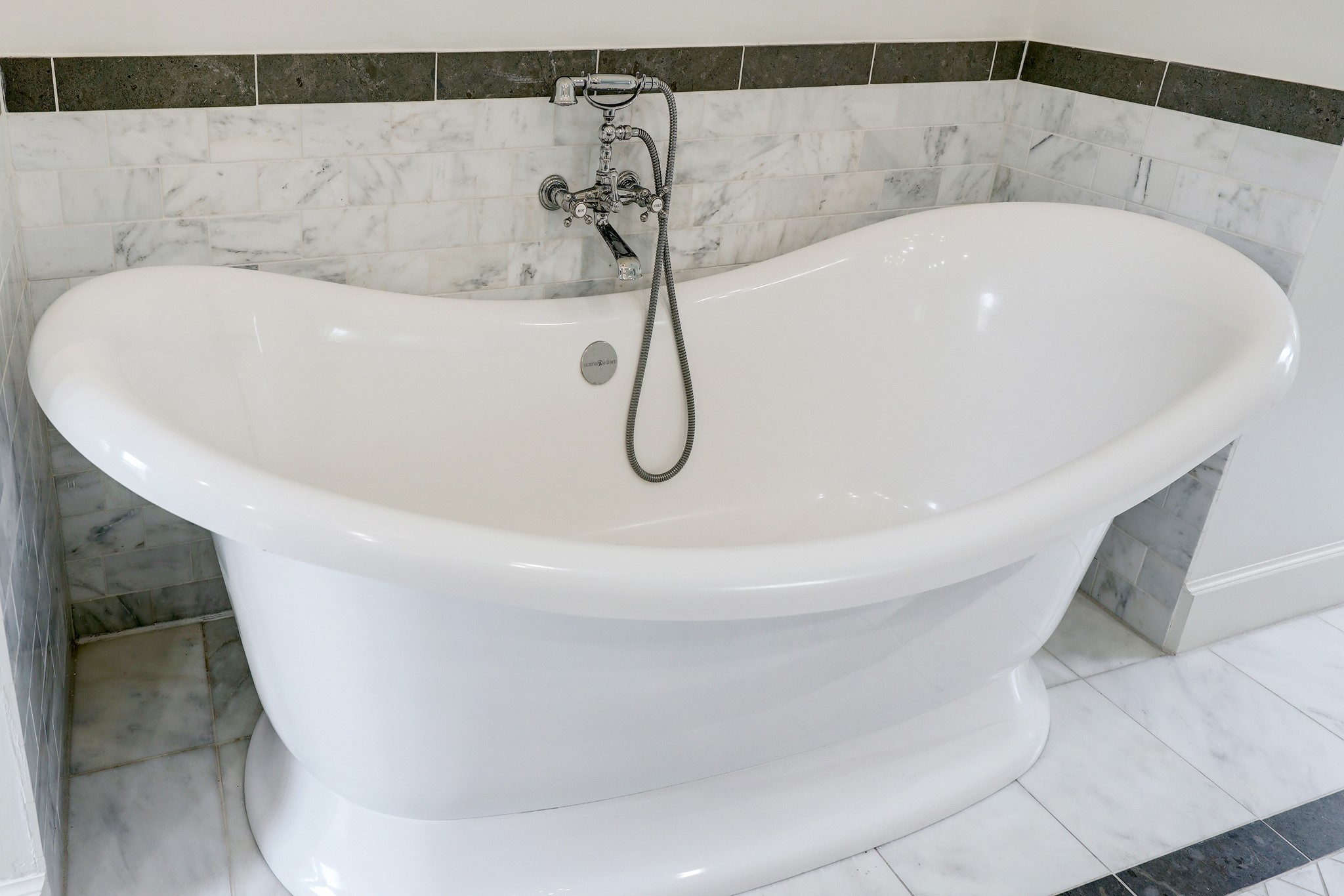 2027 Branard Street Property Photo 31