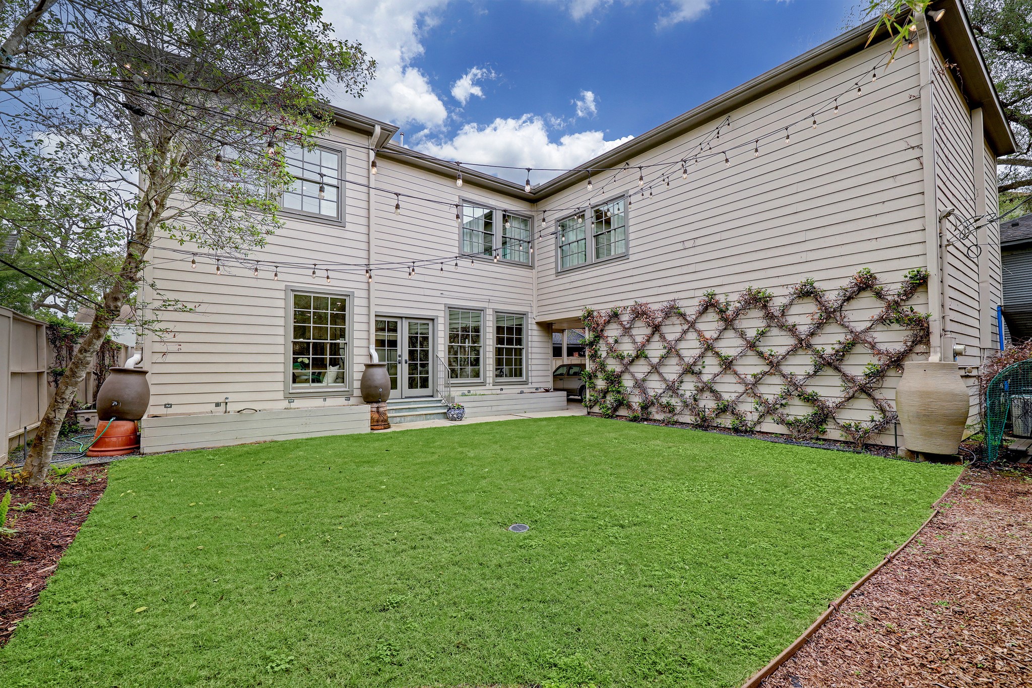 2027 Branard Street Property Photo 35