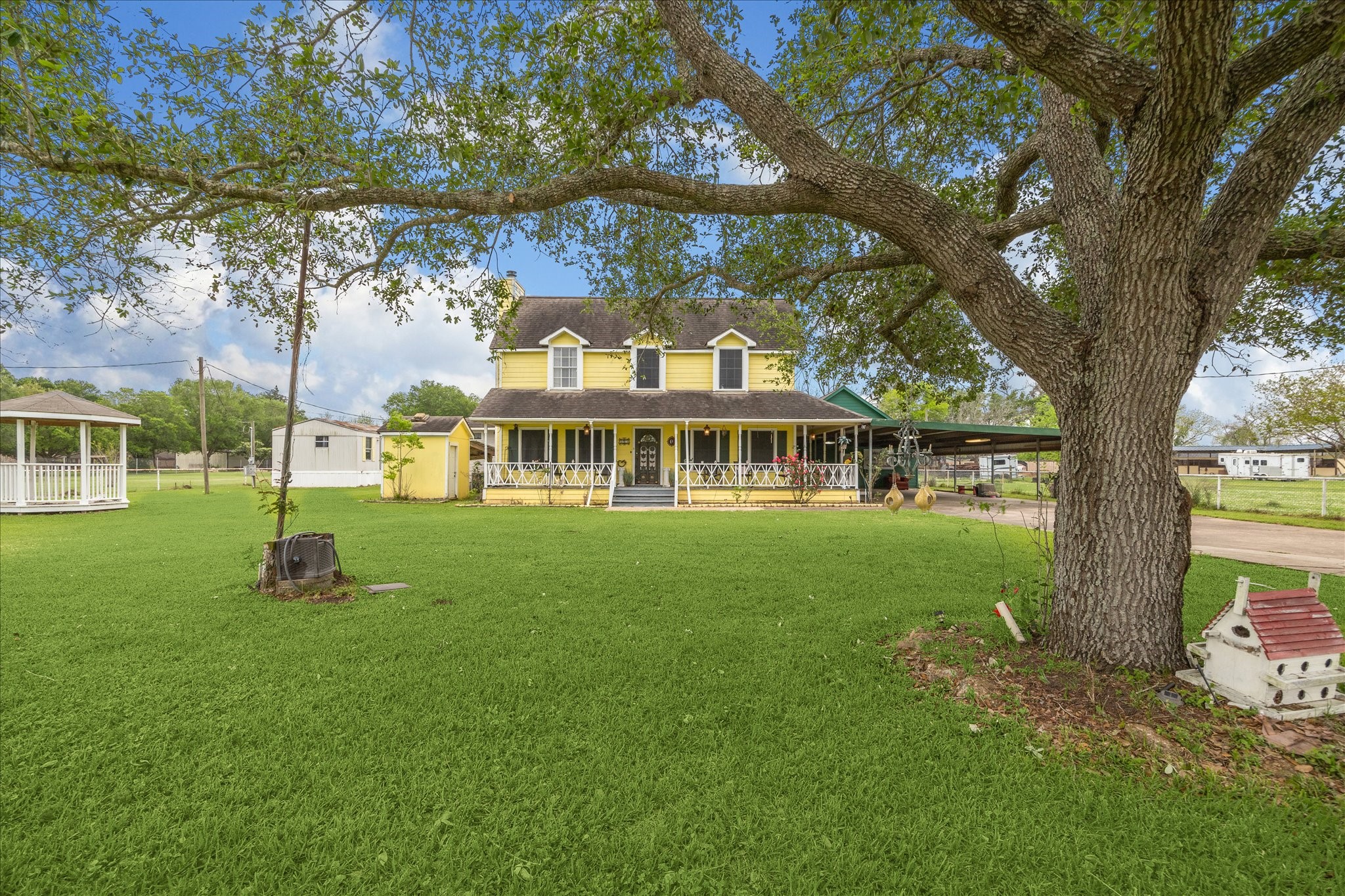 803 Hennesey Drive Property Photo