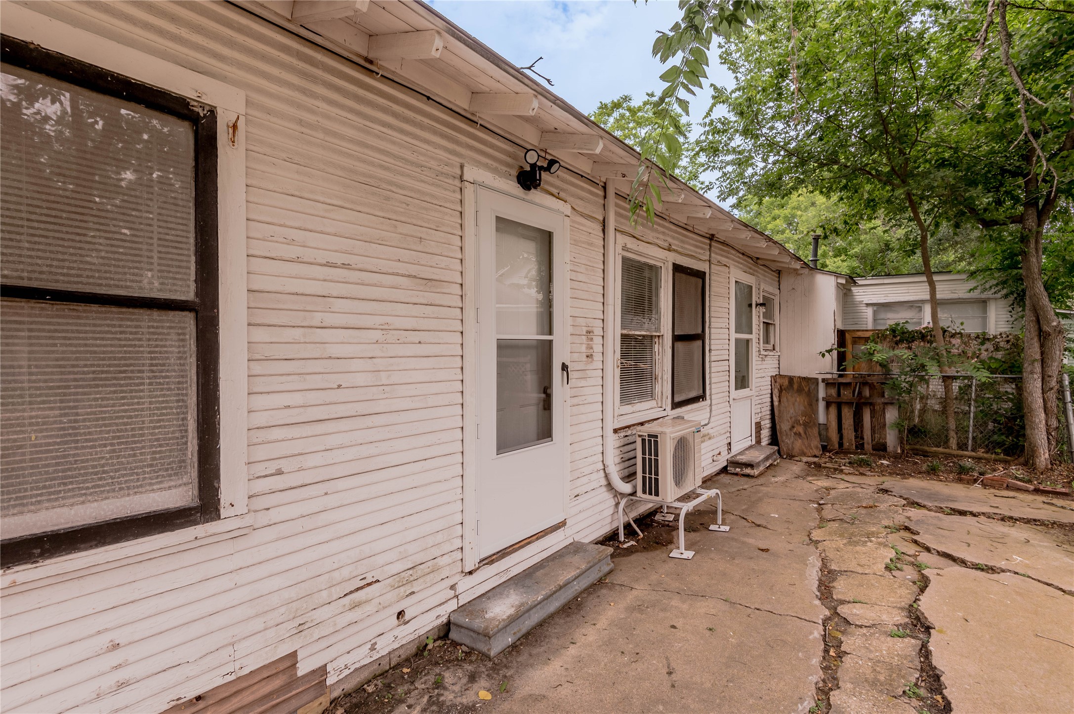 1312 16th Street Property Photo 3