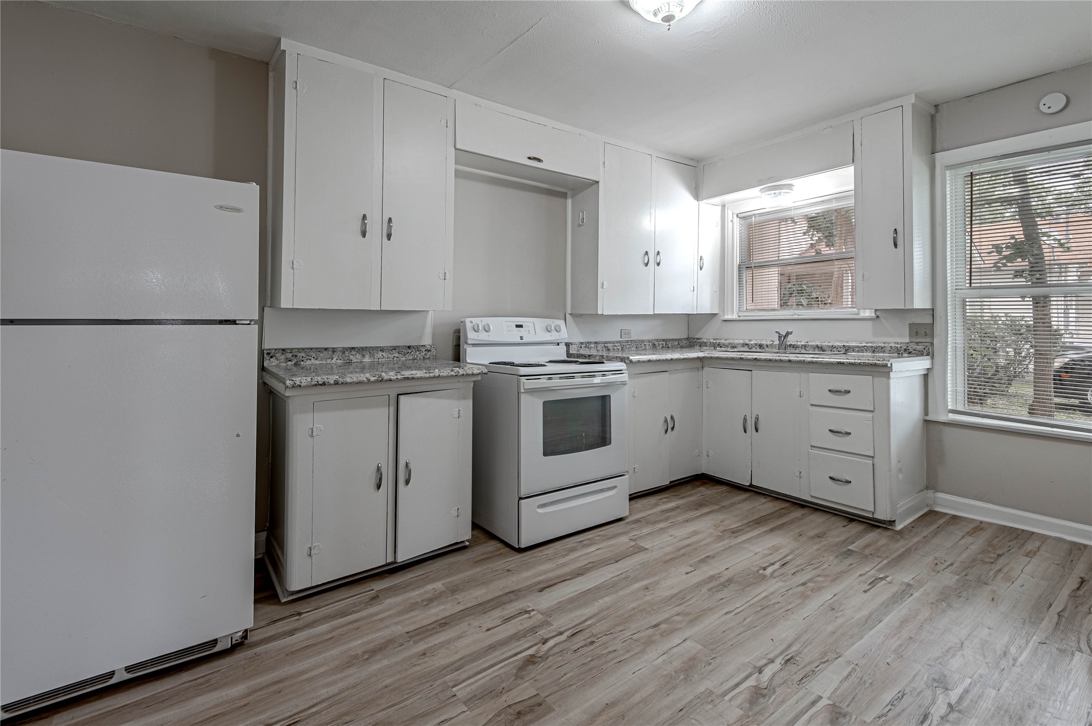 1312 16th Street Property Photo 7