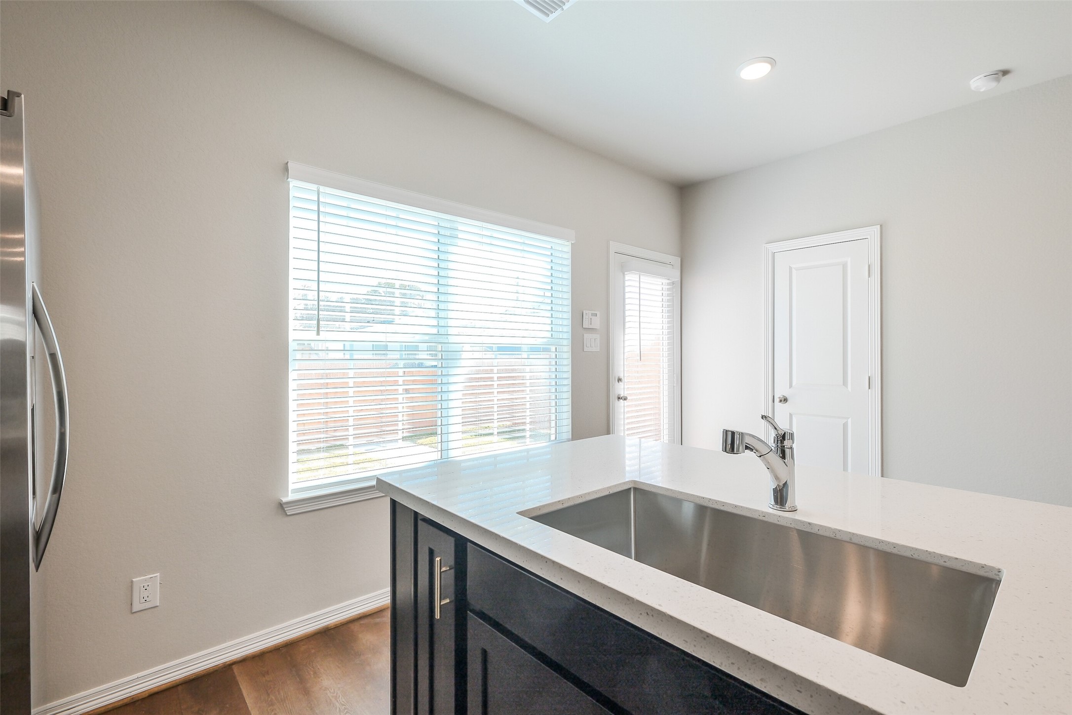 6407 Paris Street Property Photo 13