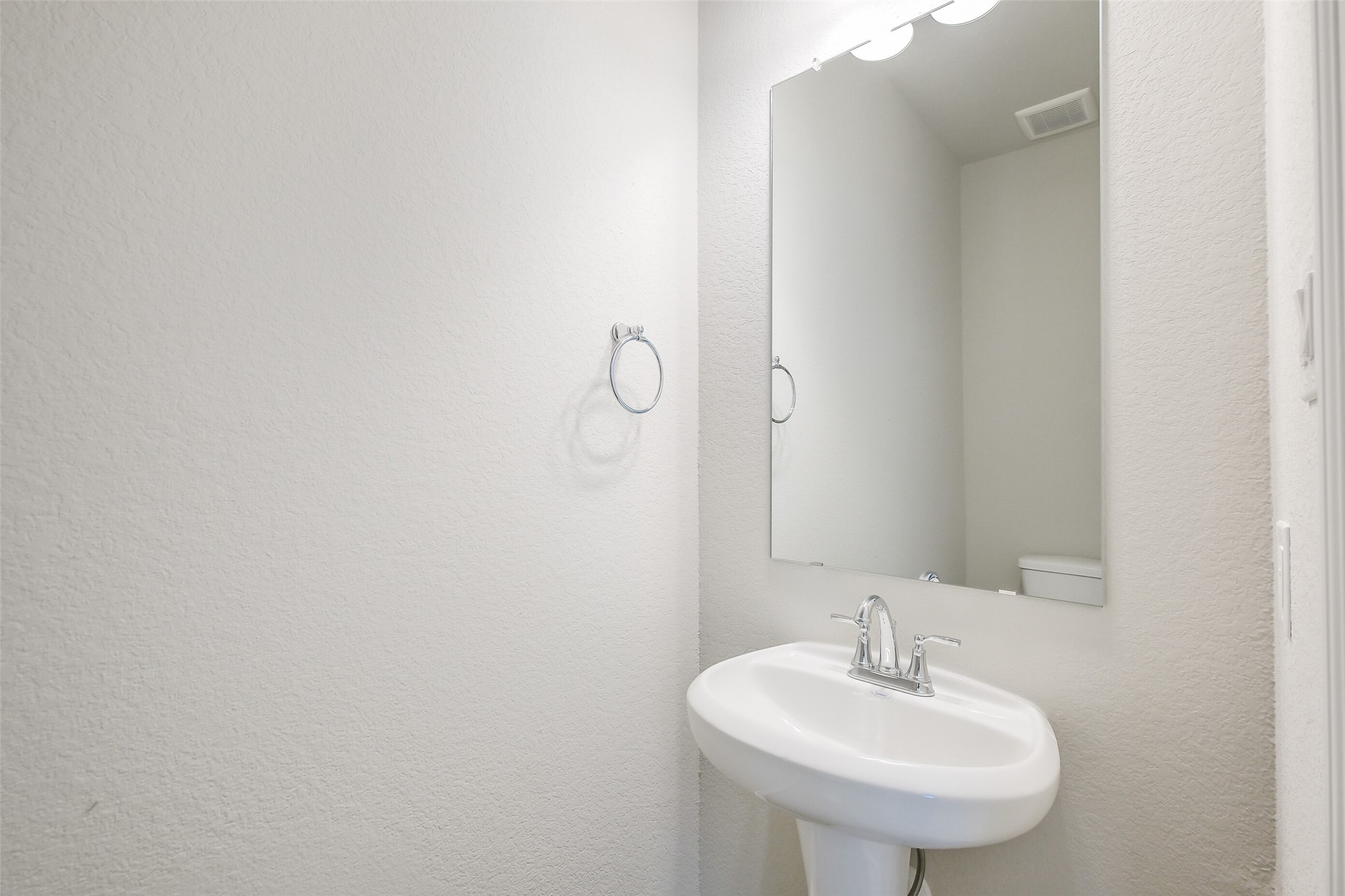 6407 Paris Street Property Photo 16