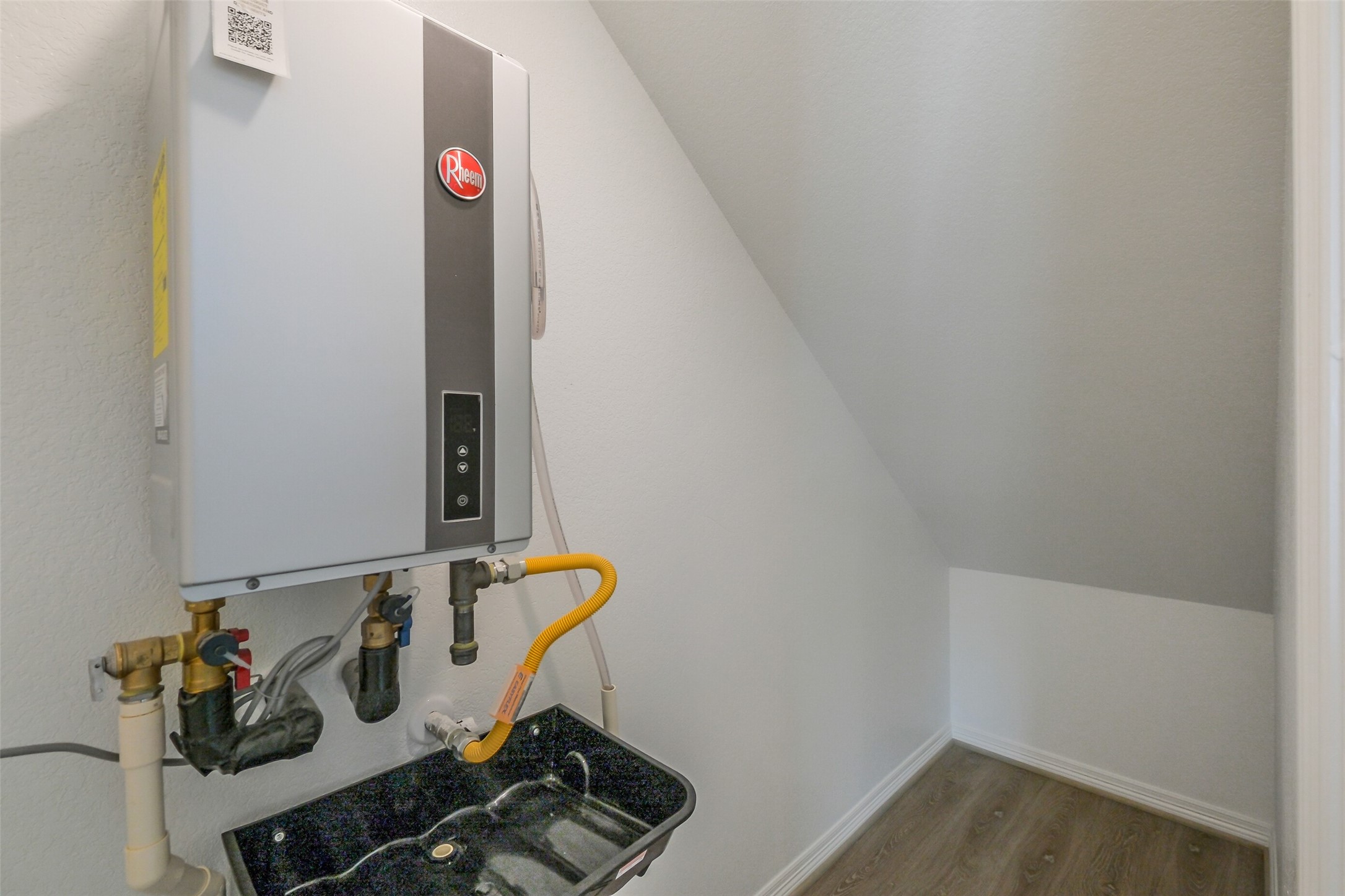 6407 Paris Street Property Photo 17
