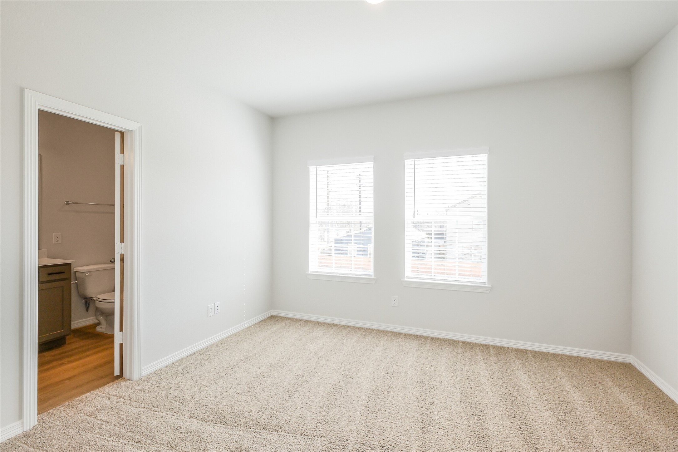 6407 Paris Street Property Photo 18