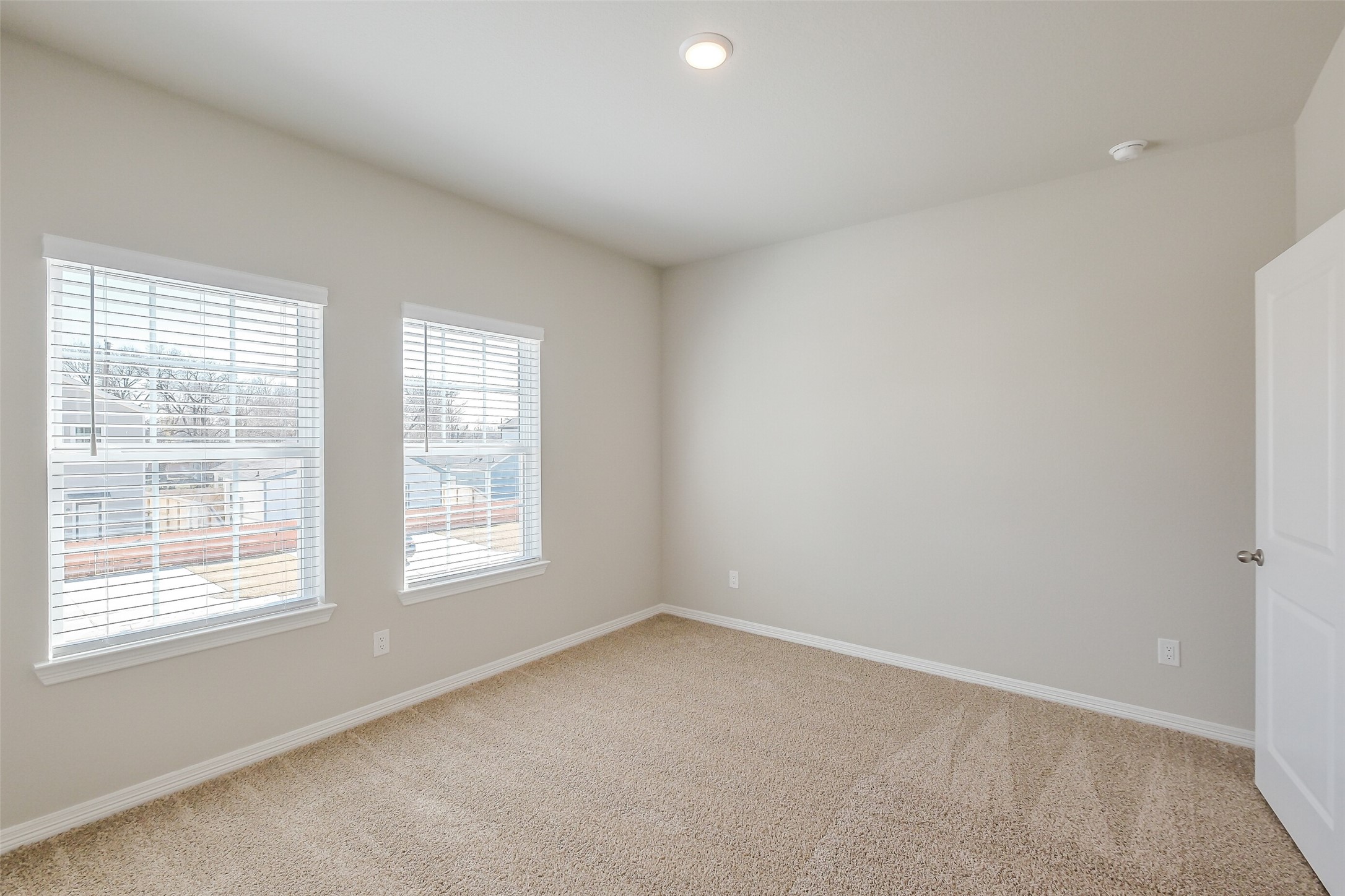 6407 Paris Street Property Photo 19