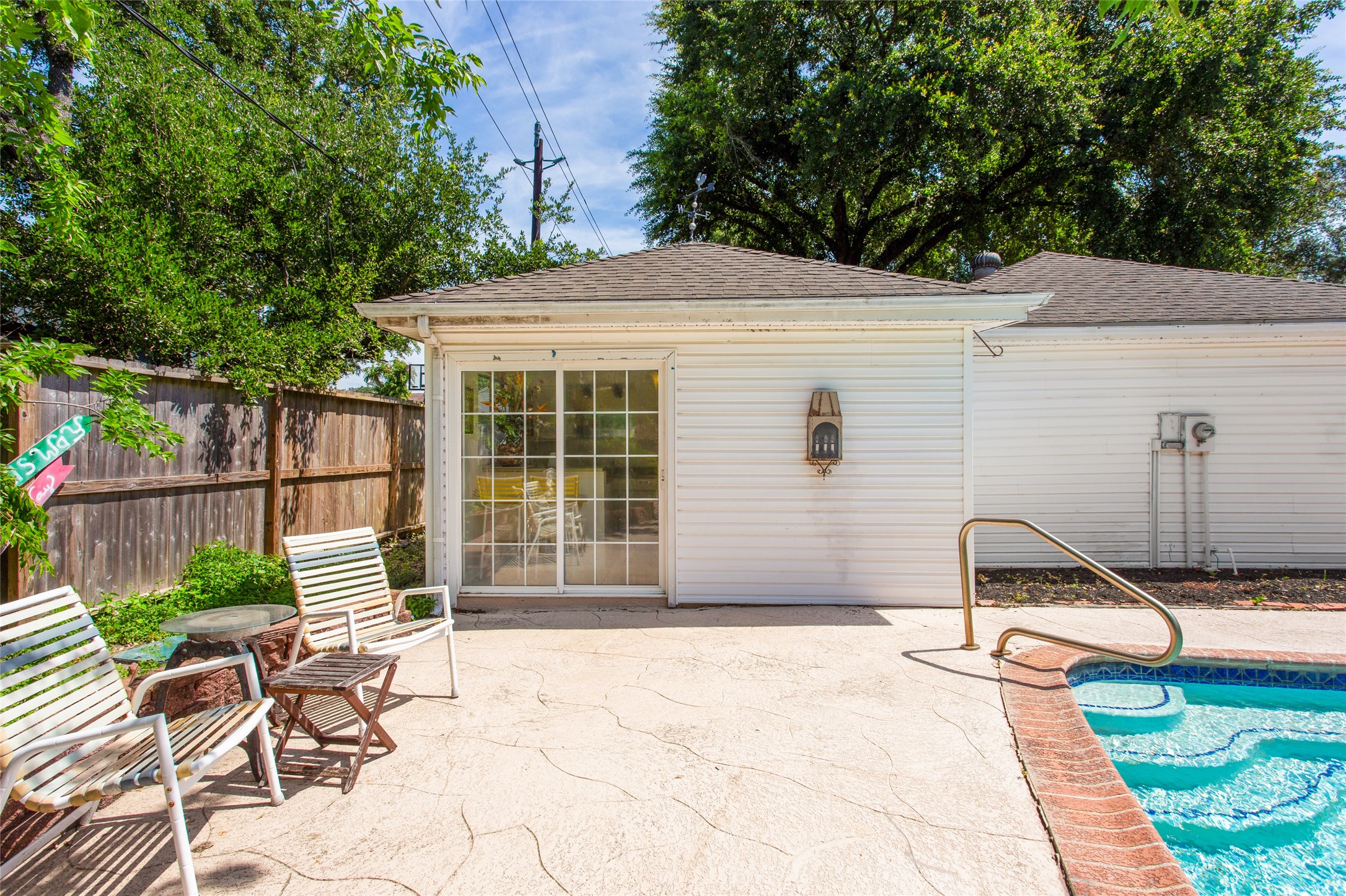 5622 Long Creek Lane Property Photo 4