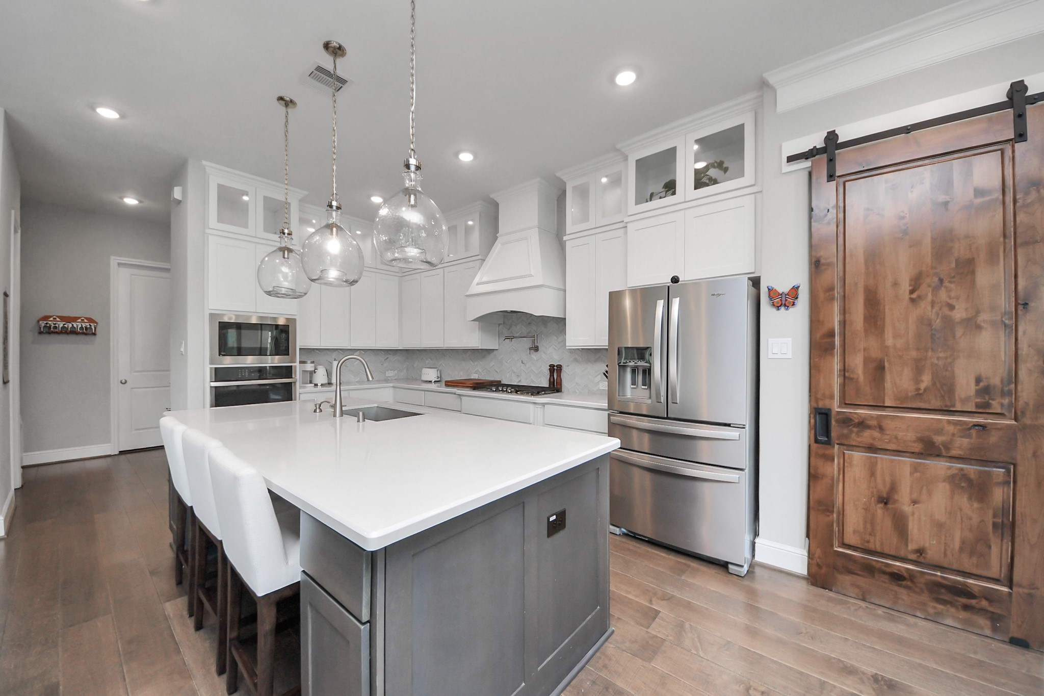 10611 Sawmill Park Drive Property Photo 18