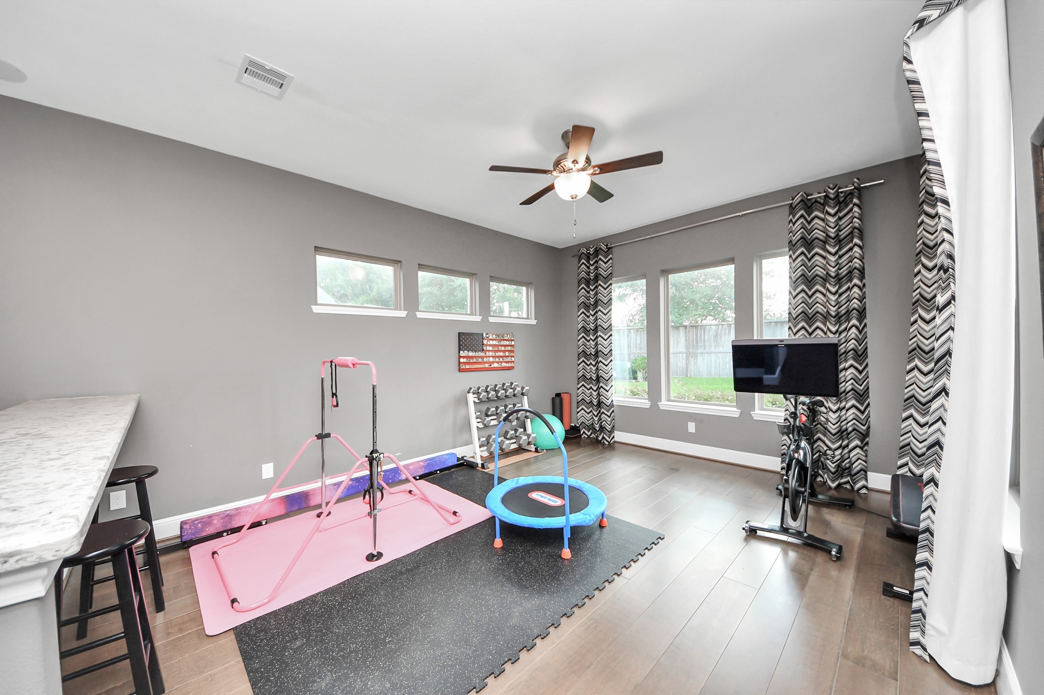 10611 Sawmill Park Drive Property Photo 24