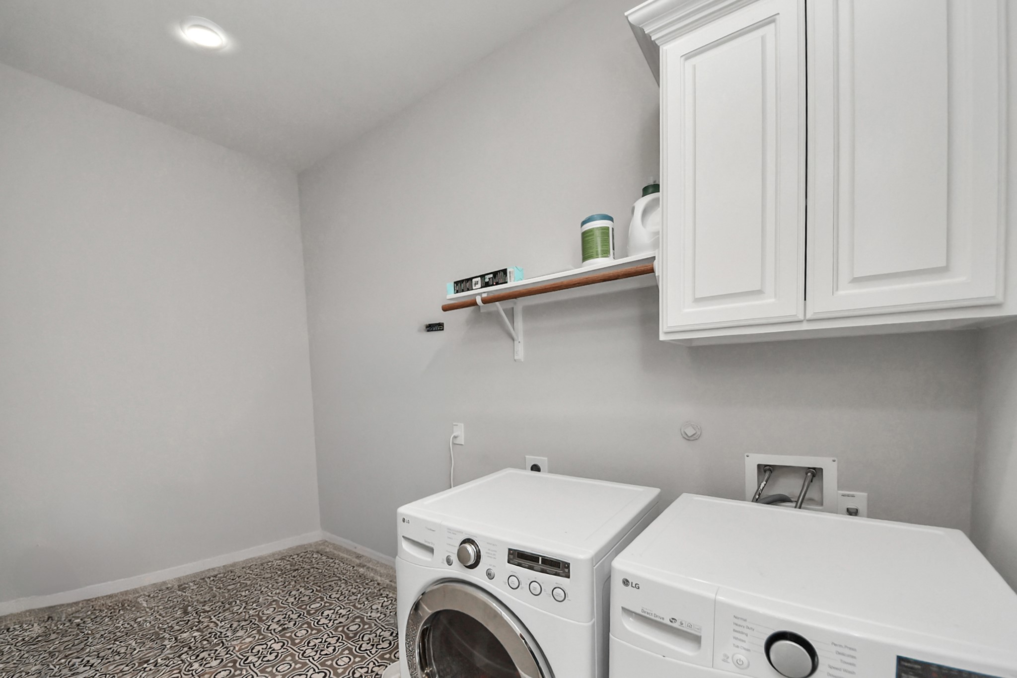 10611 Sawmill Park Drive Property Photo 35