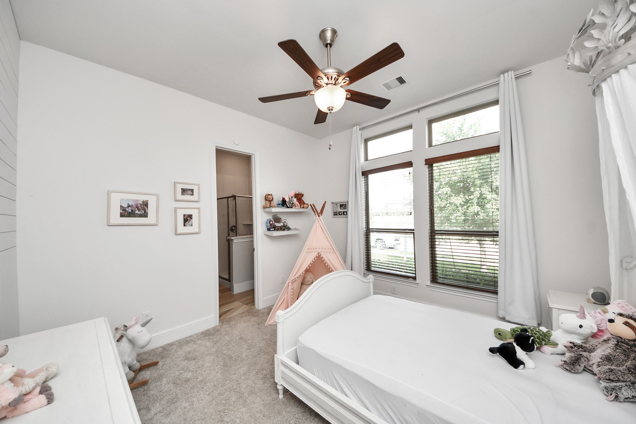 10611 Sawmill Park Drive Property Photo 36