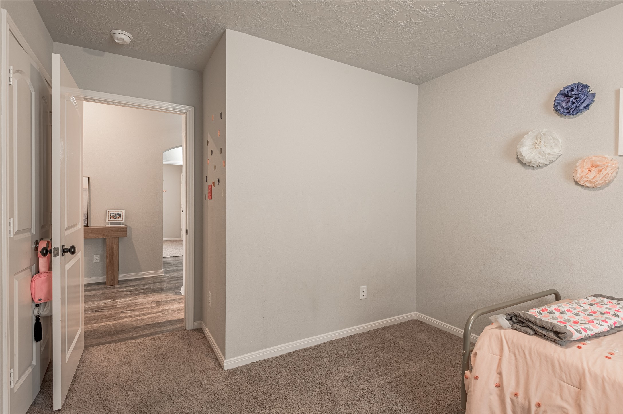 124 Worley Way Property Photo 21