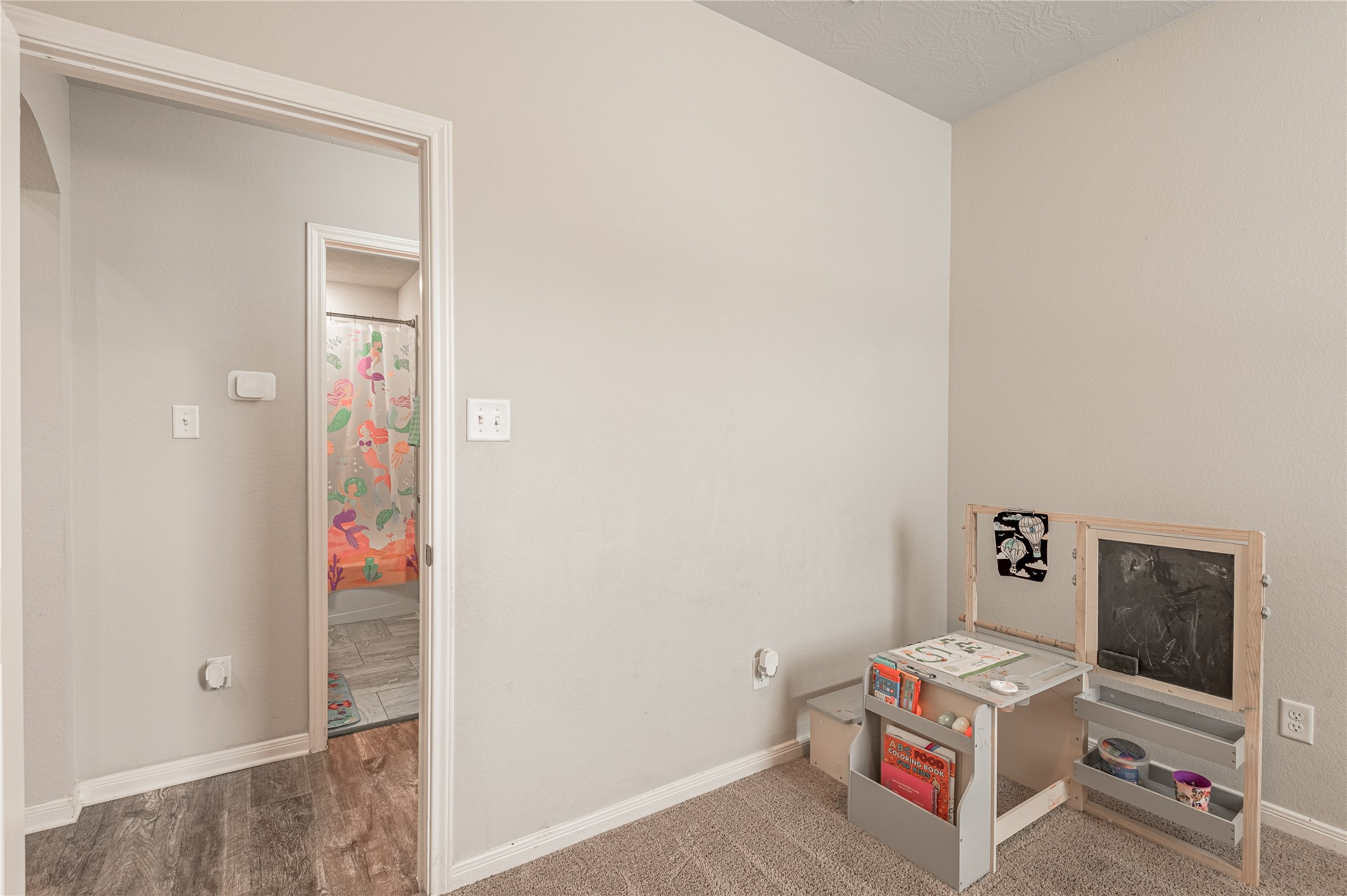 124 Worley Way Property Photo 28