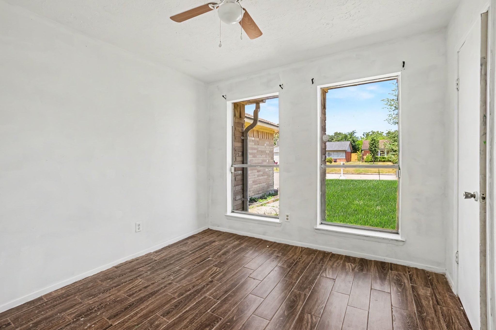 22107 Kenlake Drive Property Photo 24