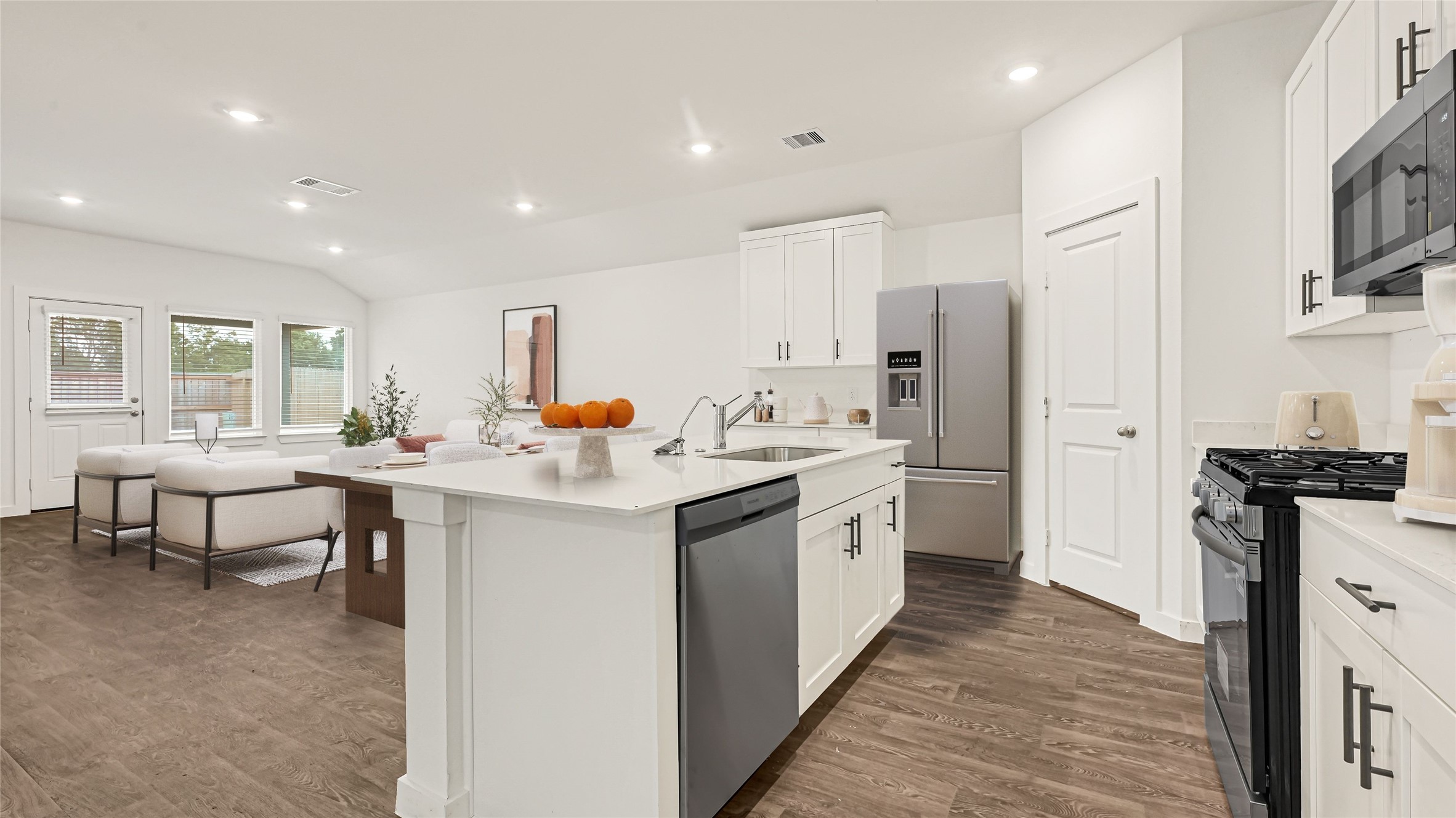 10722 Dogwood Sky Drive Property Photo 2
