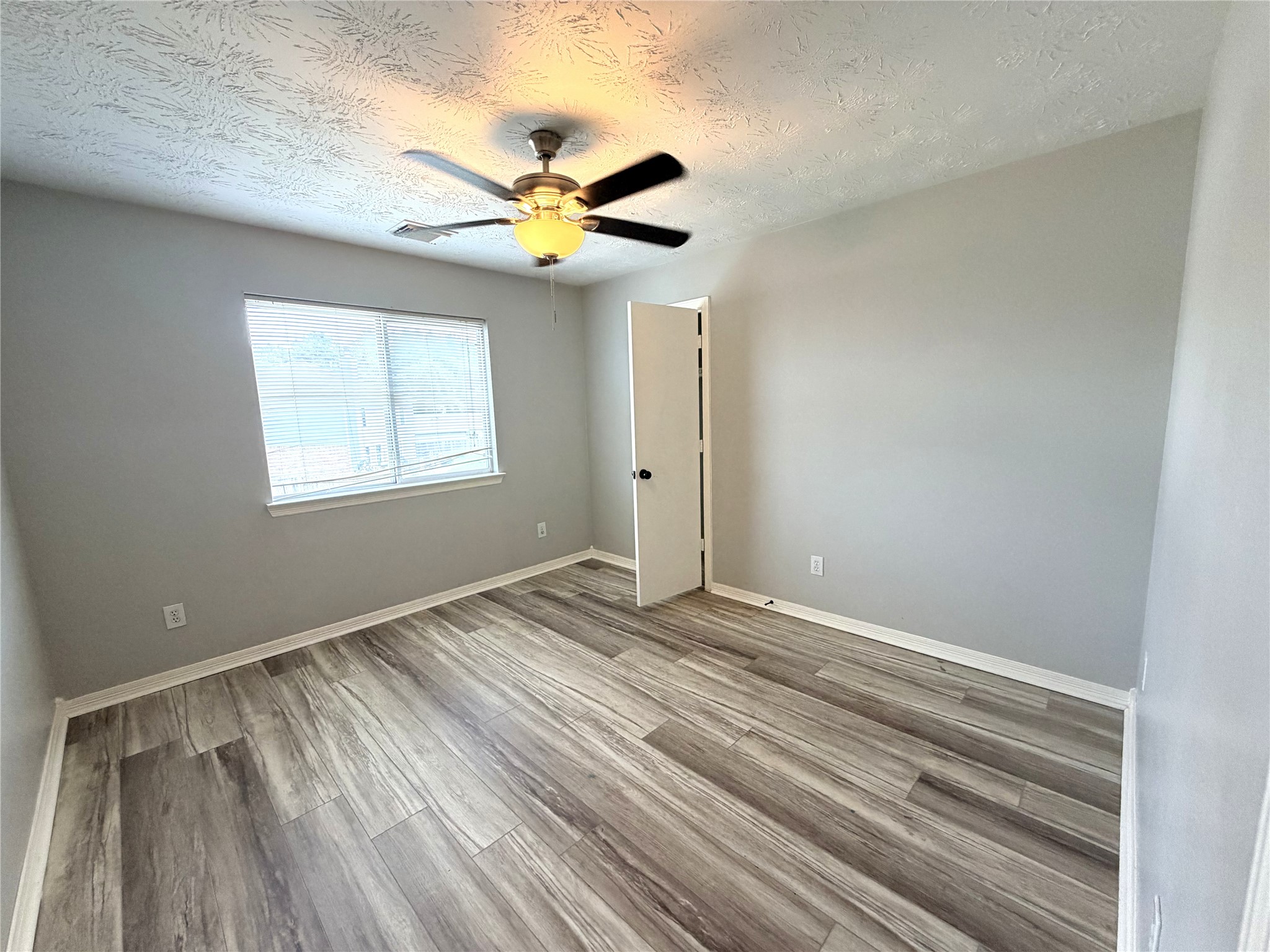 24122 Stargazer Point Property Photo 14