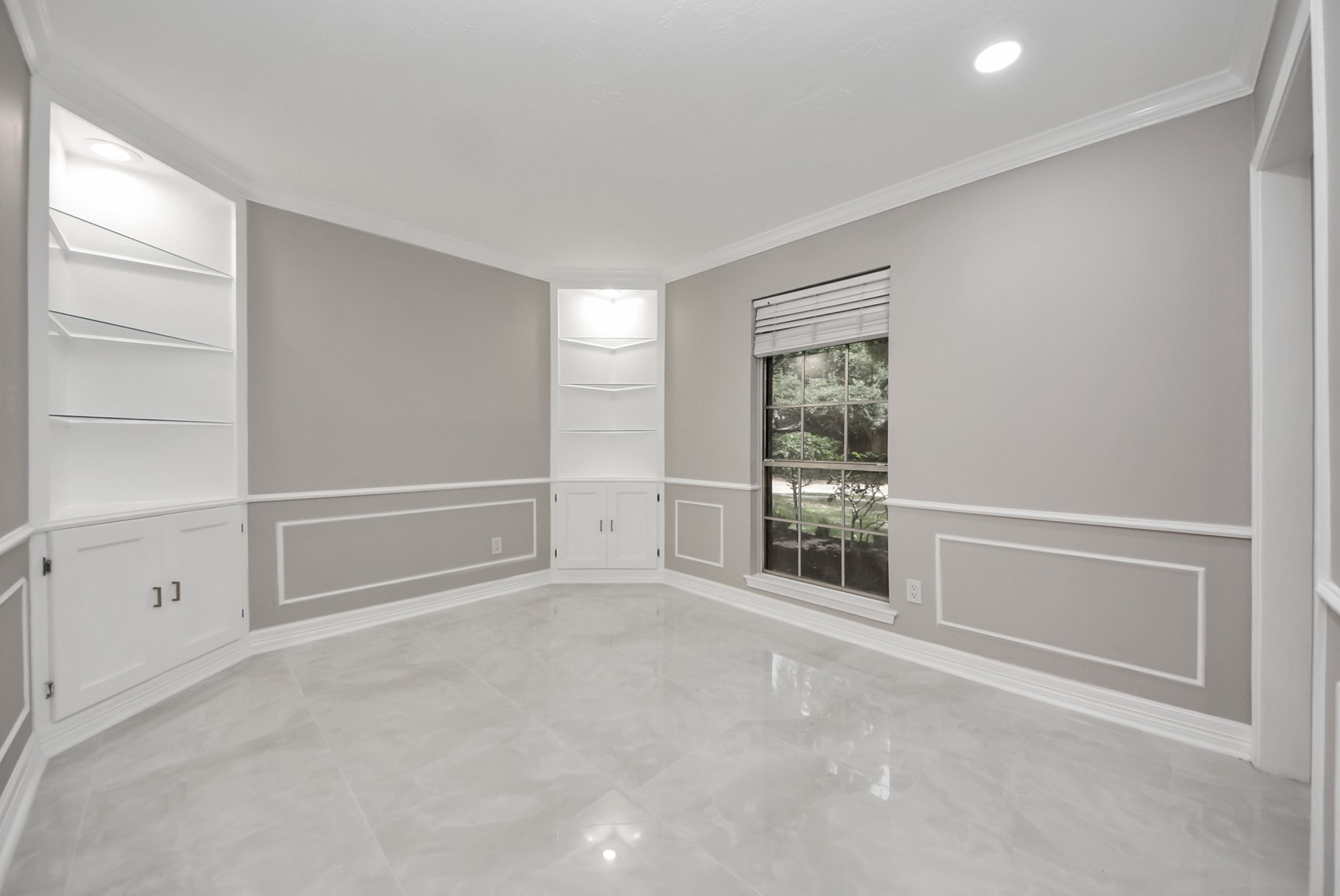 15538 Torry Pines Road Property Photo 25