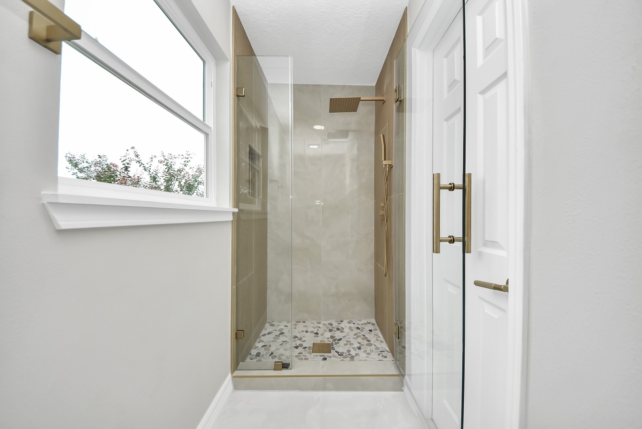 15538 Torry Pines Road Property Photo 33