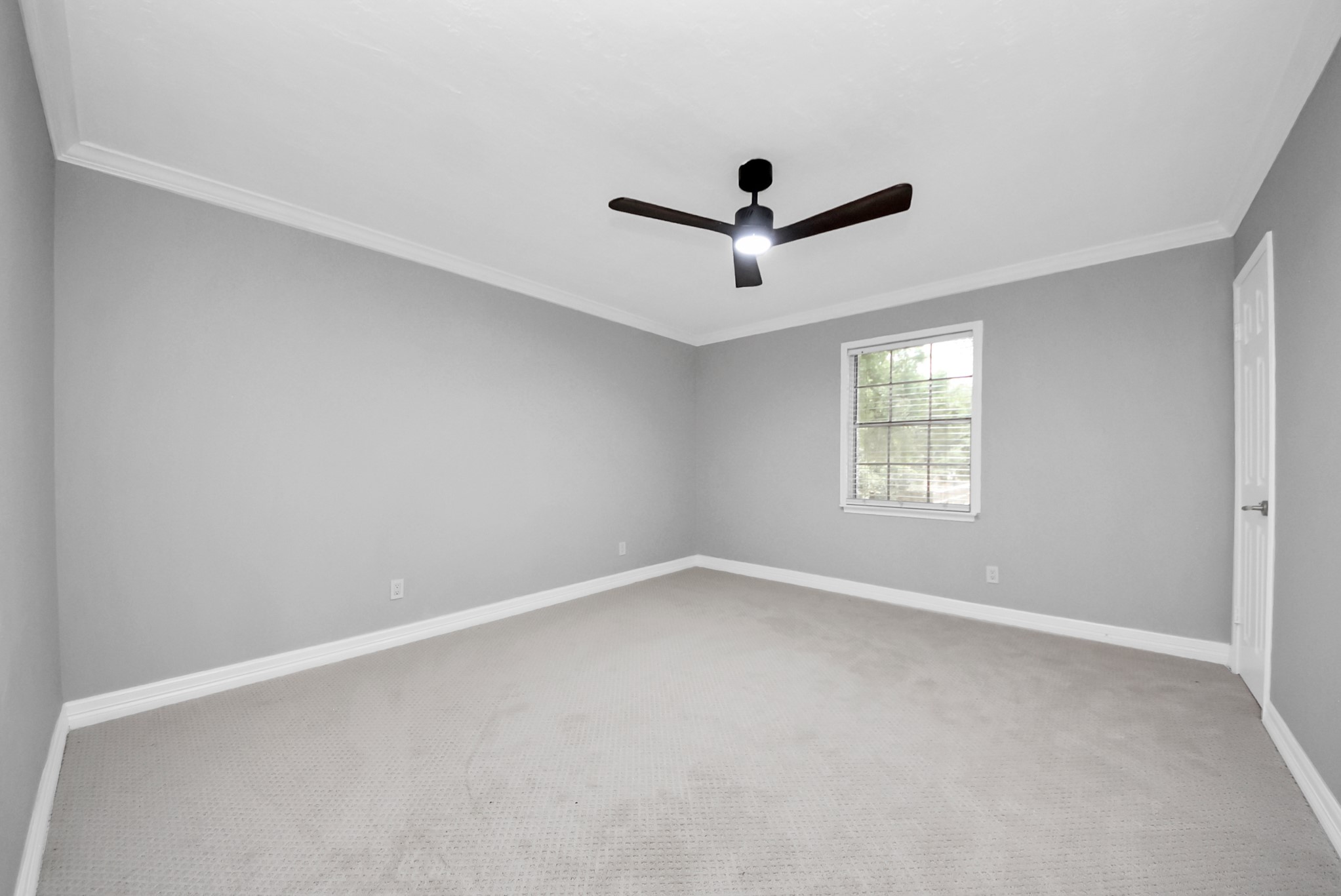 15538 Torry Pines Road Property Photo 34